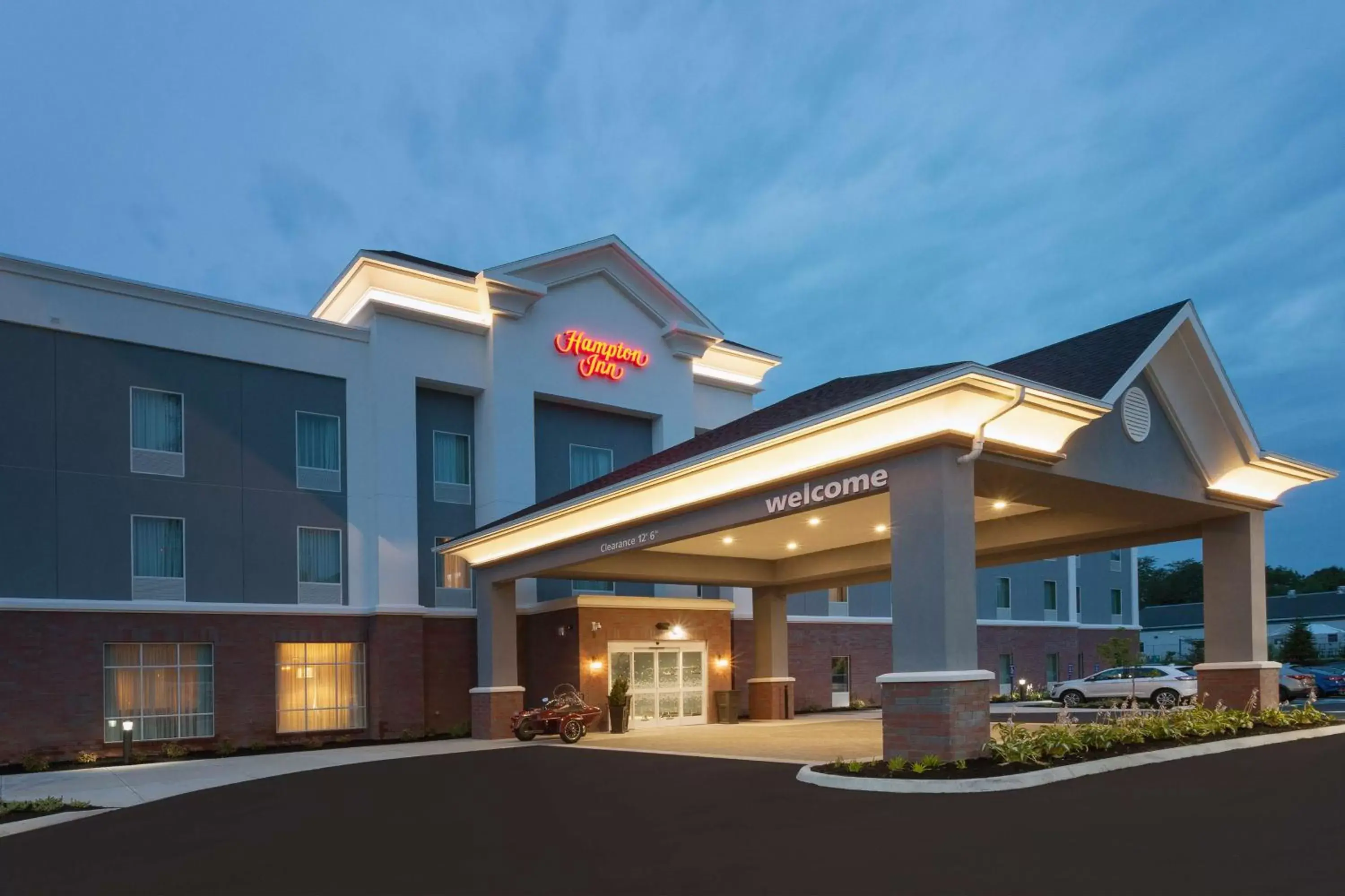 Property building in Hampton Inn Kennebunk Kennebunkport Me Property building in Hampton Inn Kennebunk Kennebunkport Me