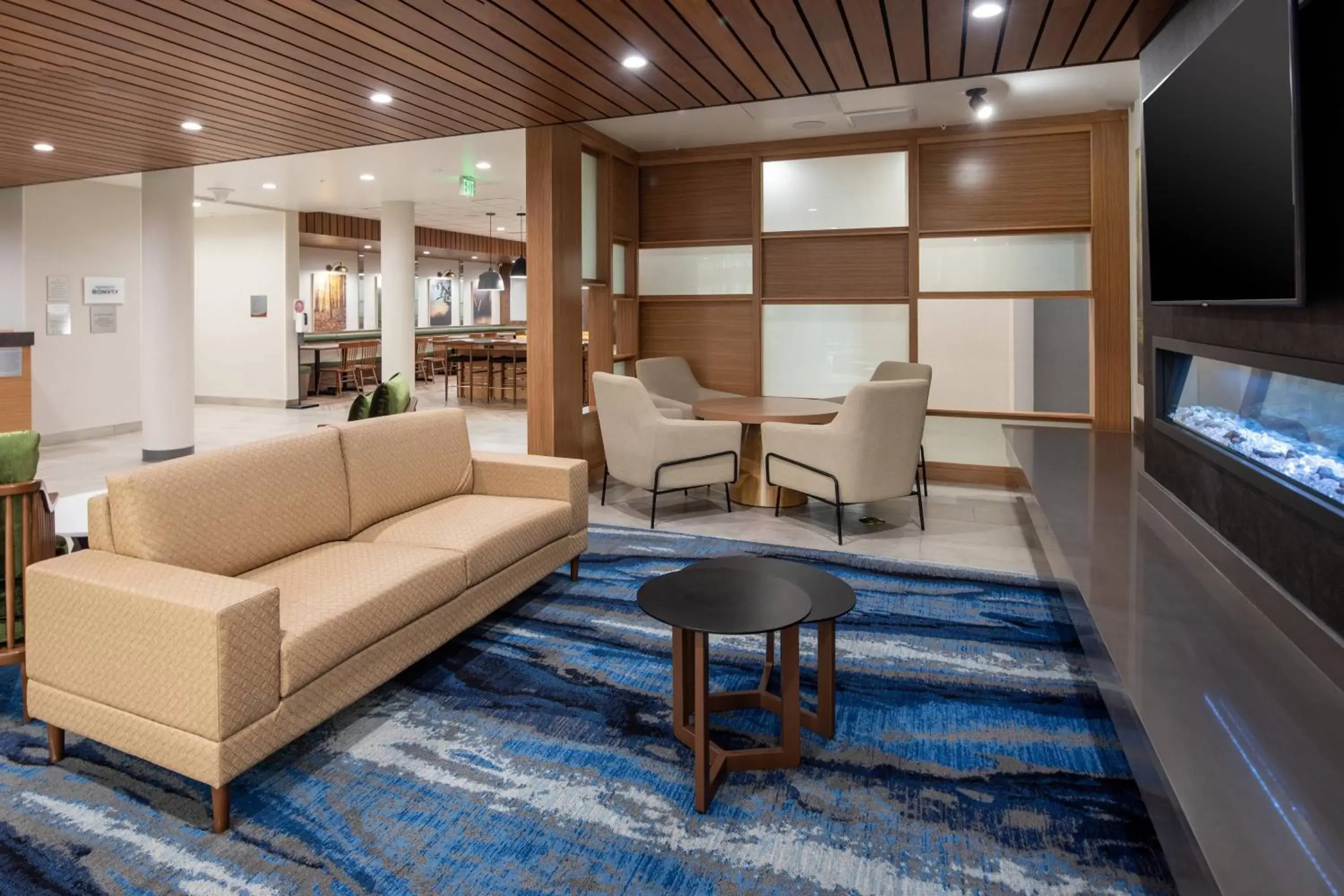 Lobby or reception, Seating Area in Fairfield by Marriott Inn & Suites Anaheim Los Alamitos