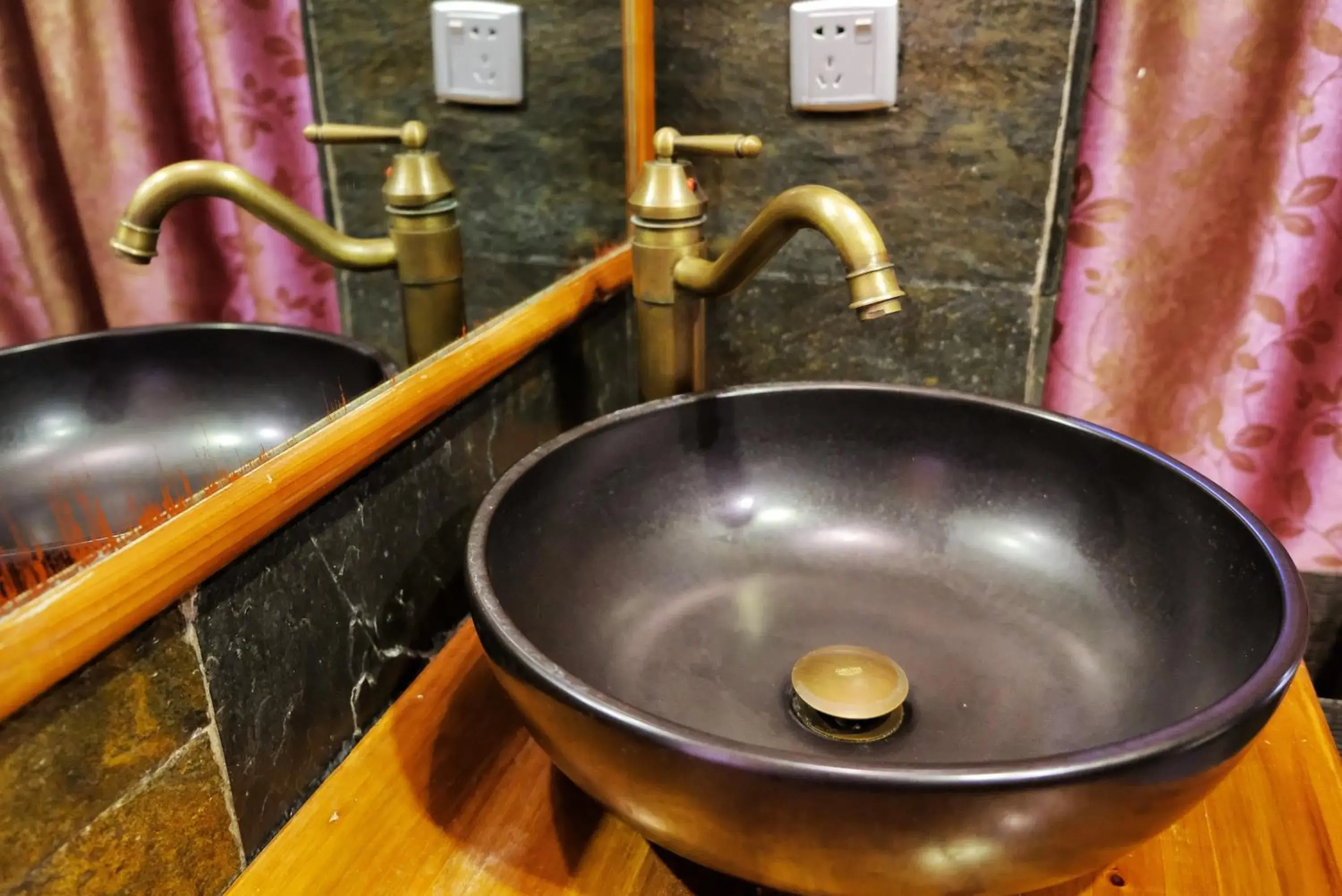 Bathroom in Yangshuo Moondance Hotel