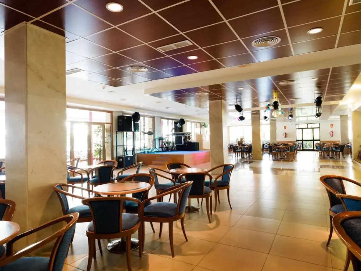 Restaurant/Places to Eat in Hotel Monarque Fuengirola Park
