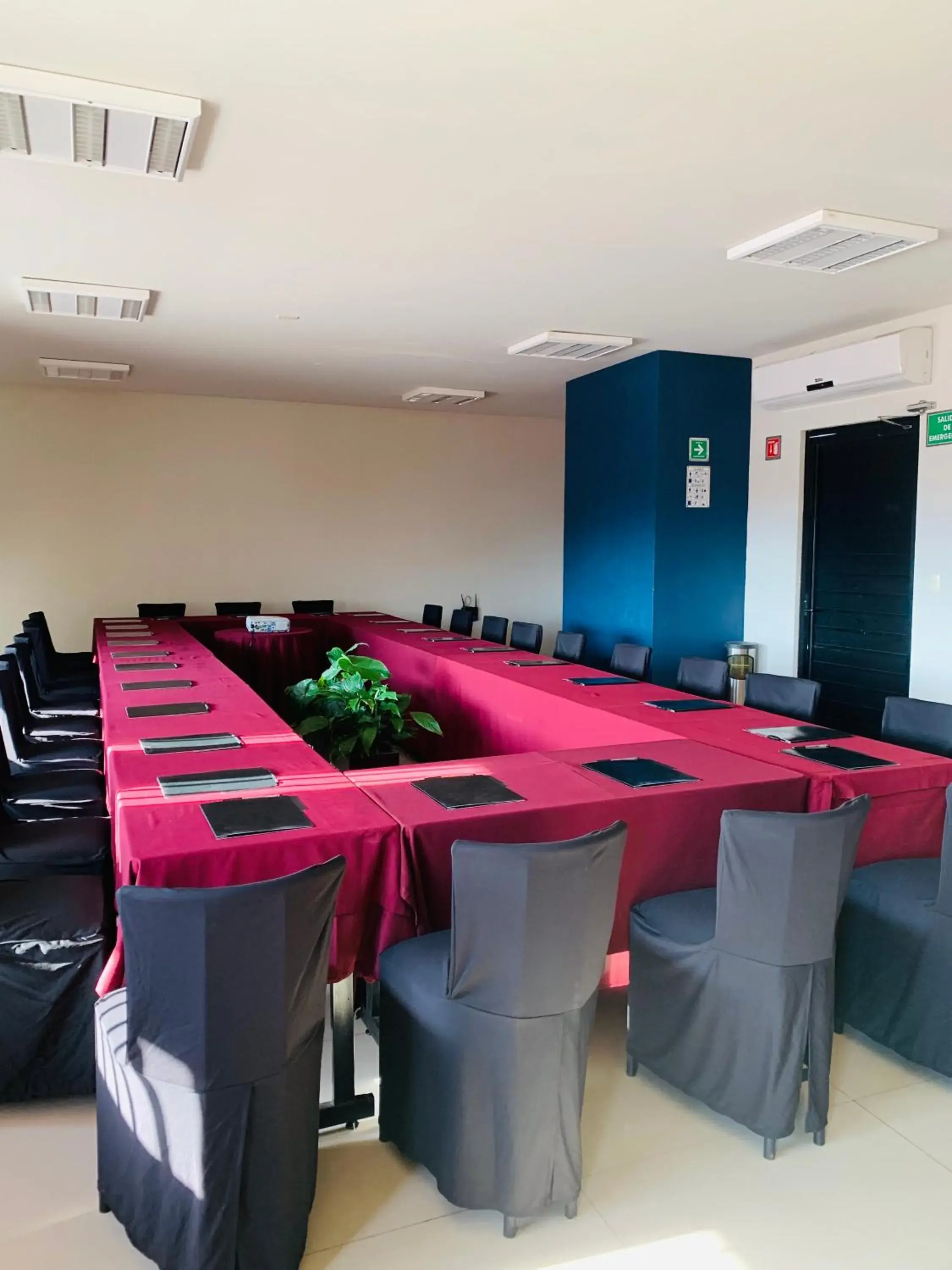 Meeting/conference room in Rymma Hotel