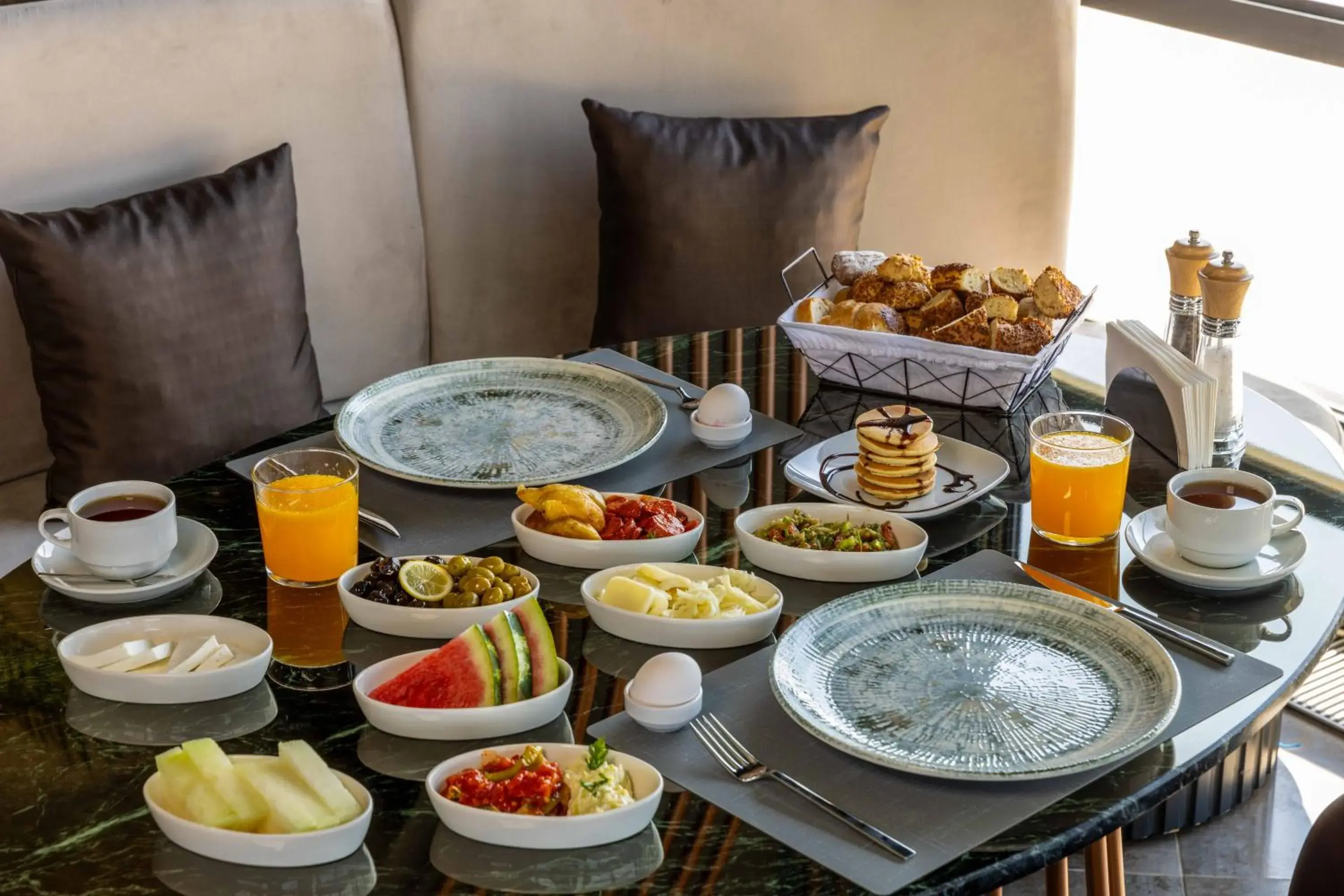 Breakfast in Hotel Villa Zurich