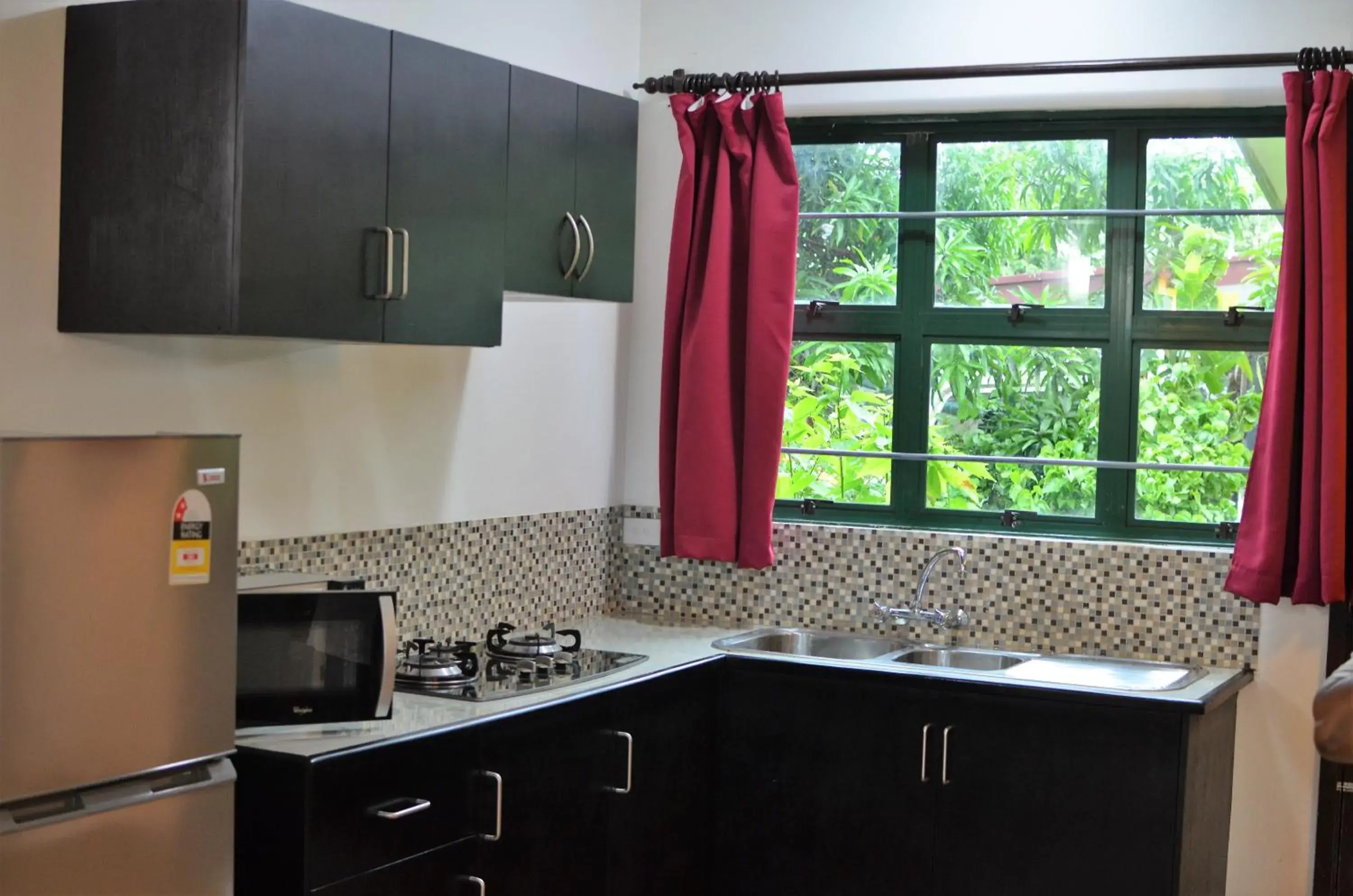 Kitchen or kitchenette, Kitchen/Kitchenette in Grand West Villas