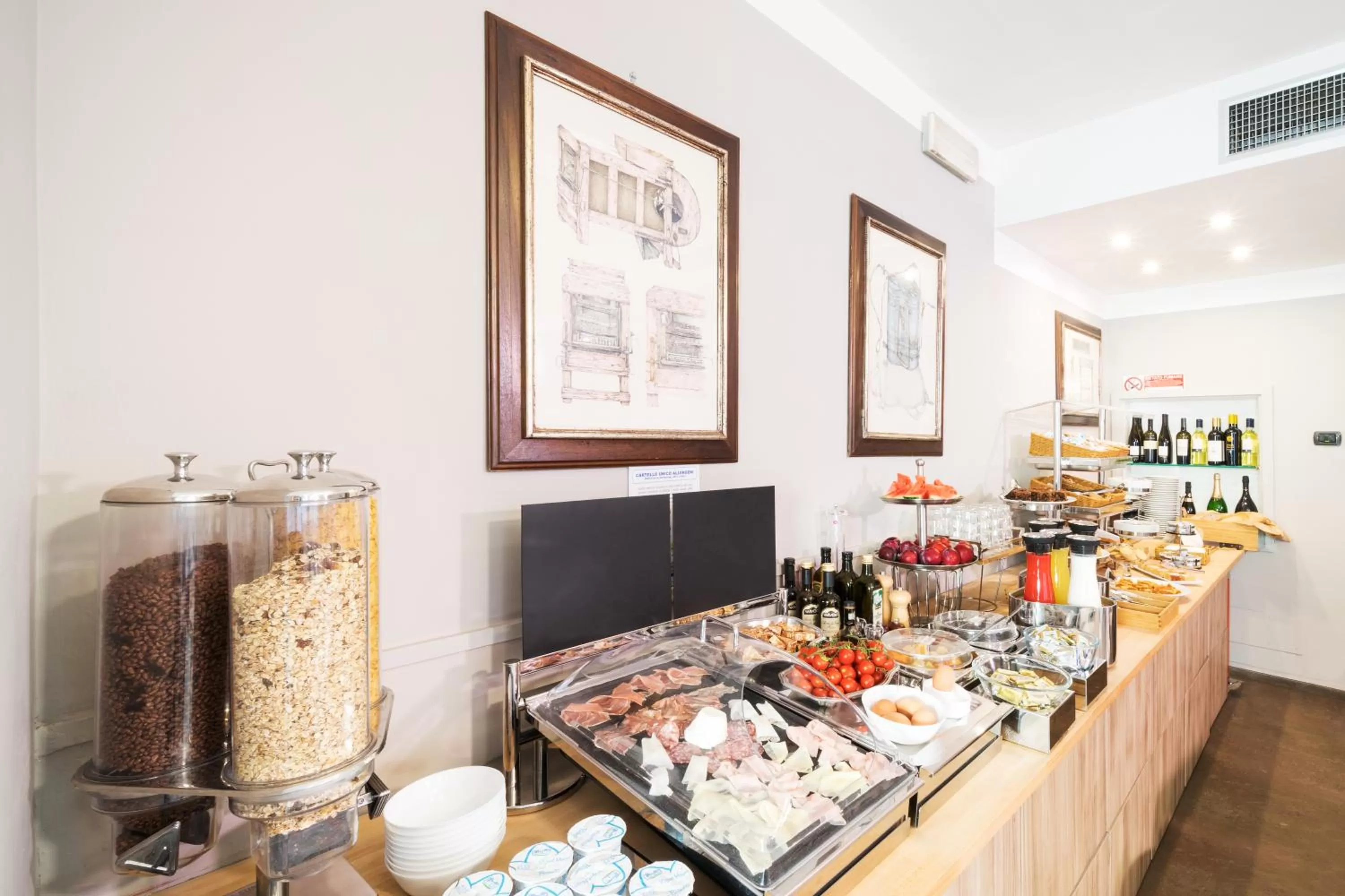 Food and drinks in Hotel Bernardino