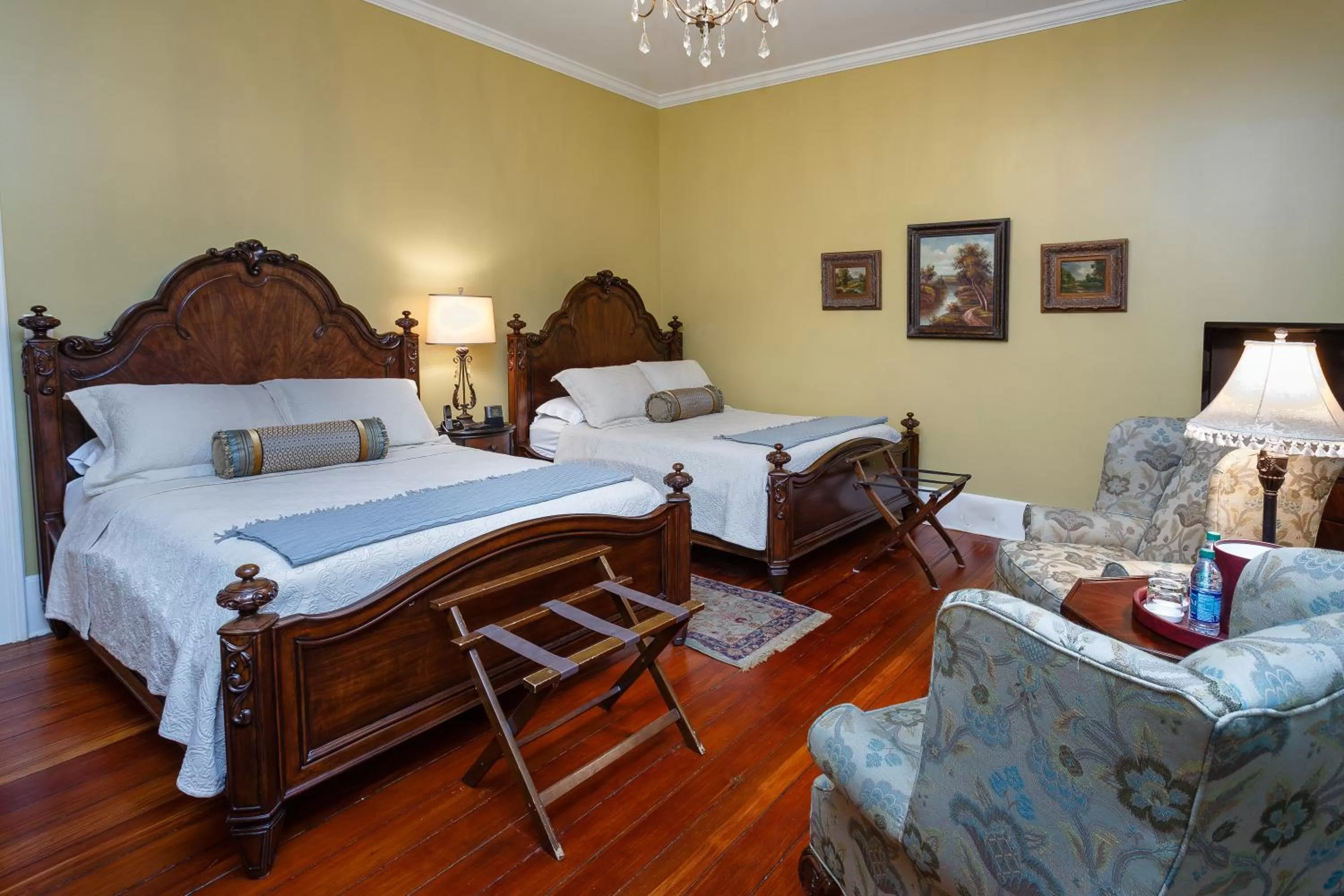 Bed in Eliza Thompson House, Historic Inns of Savannah Collection