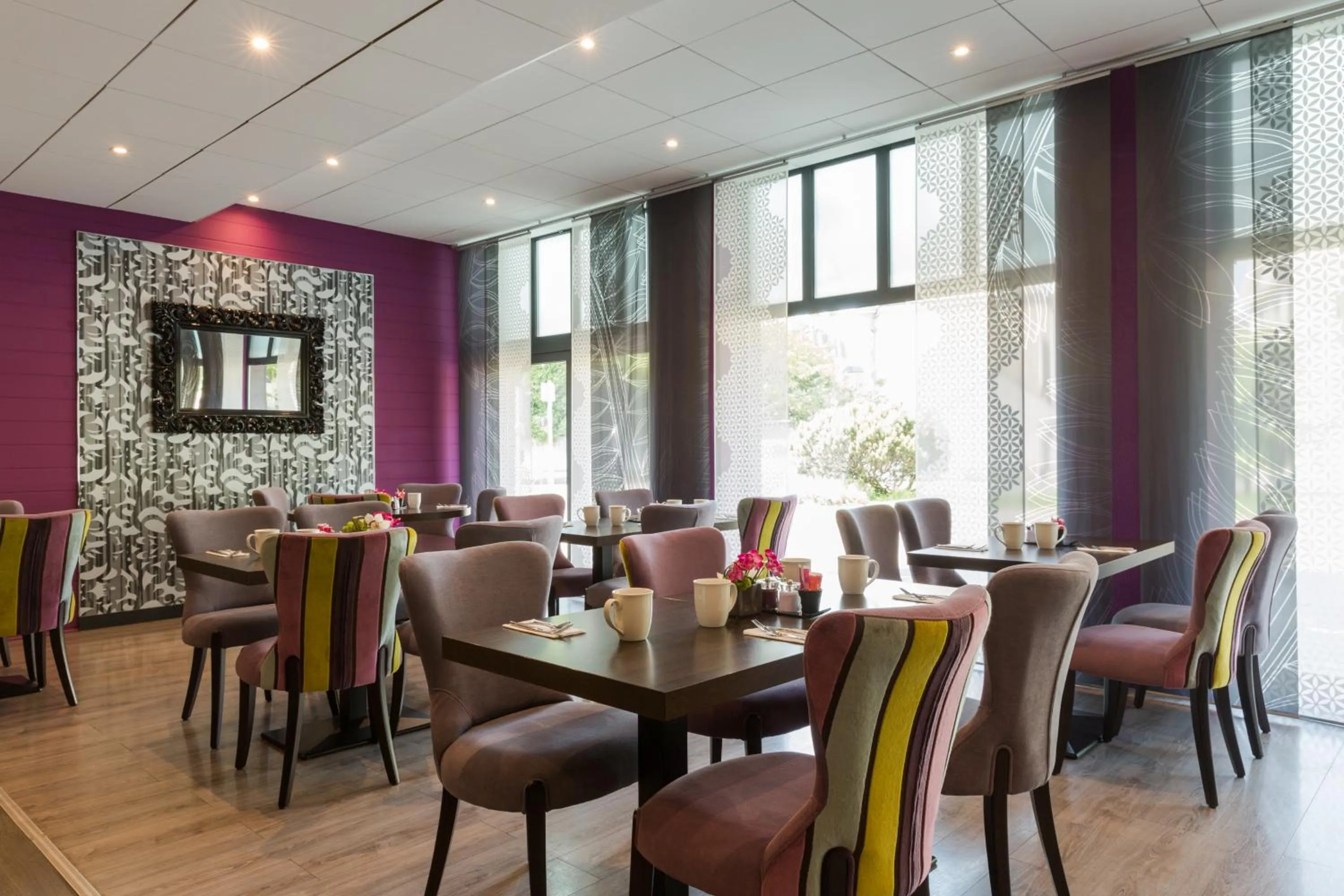 Buffet breakfast in The Originals City, Au Relais Saint-Éloi, Tours