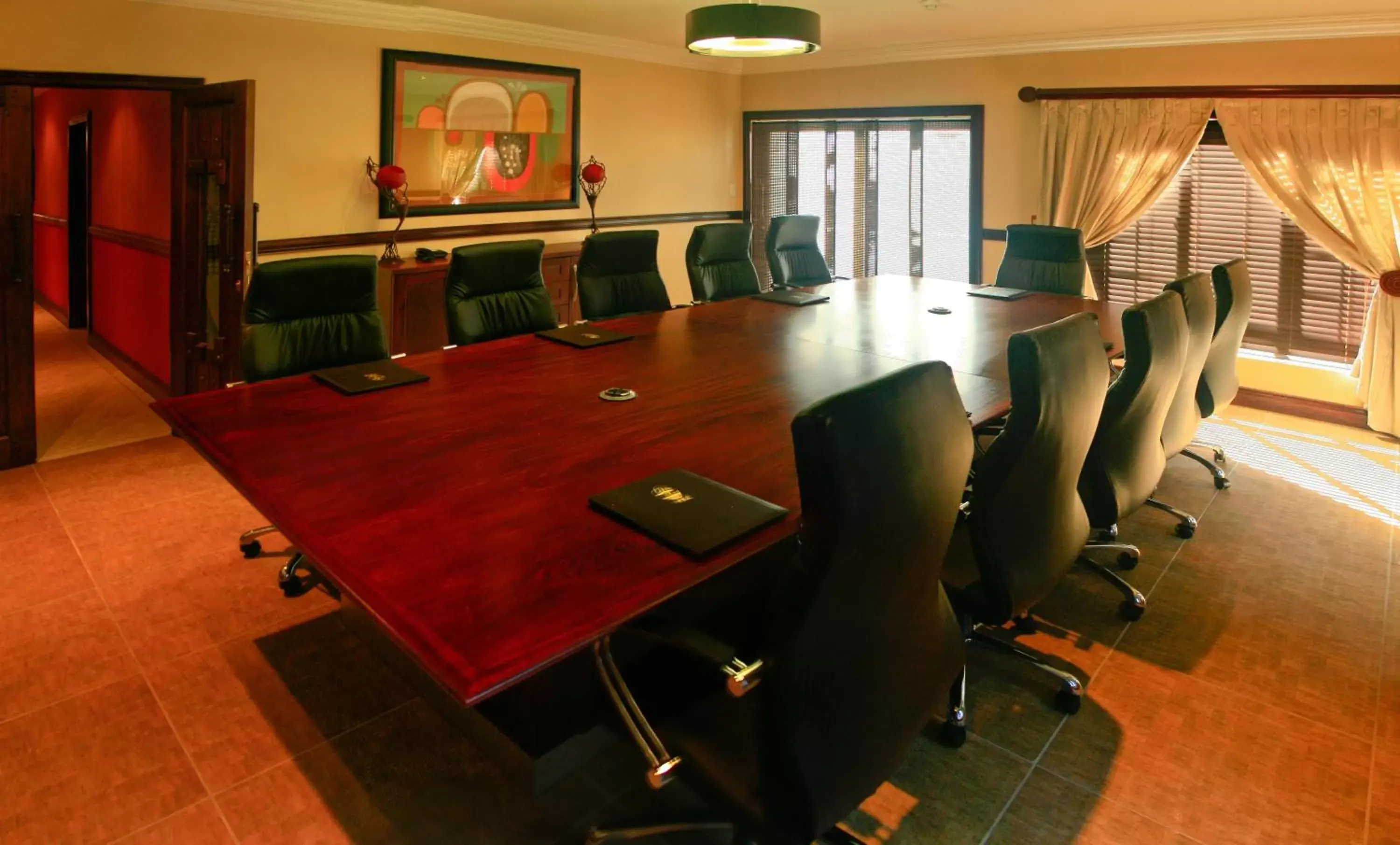 Business facilities in Eco Park Lodge