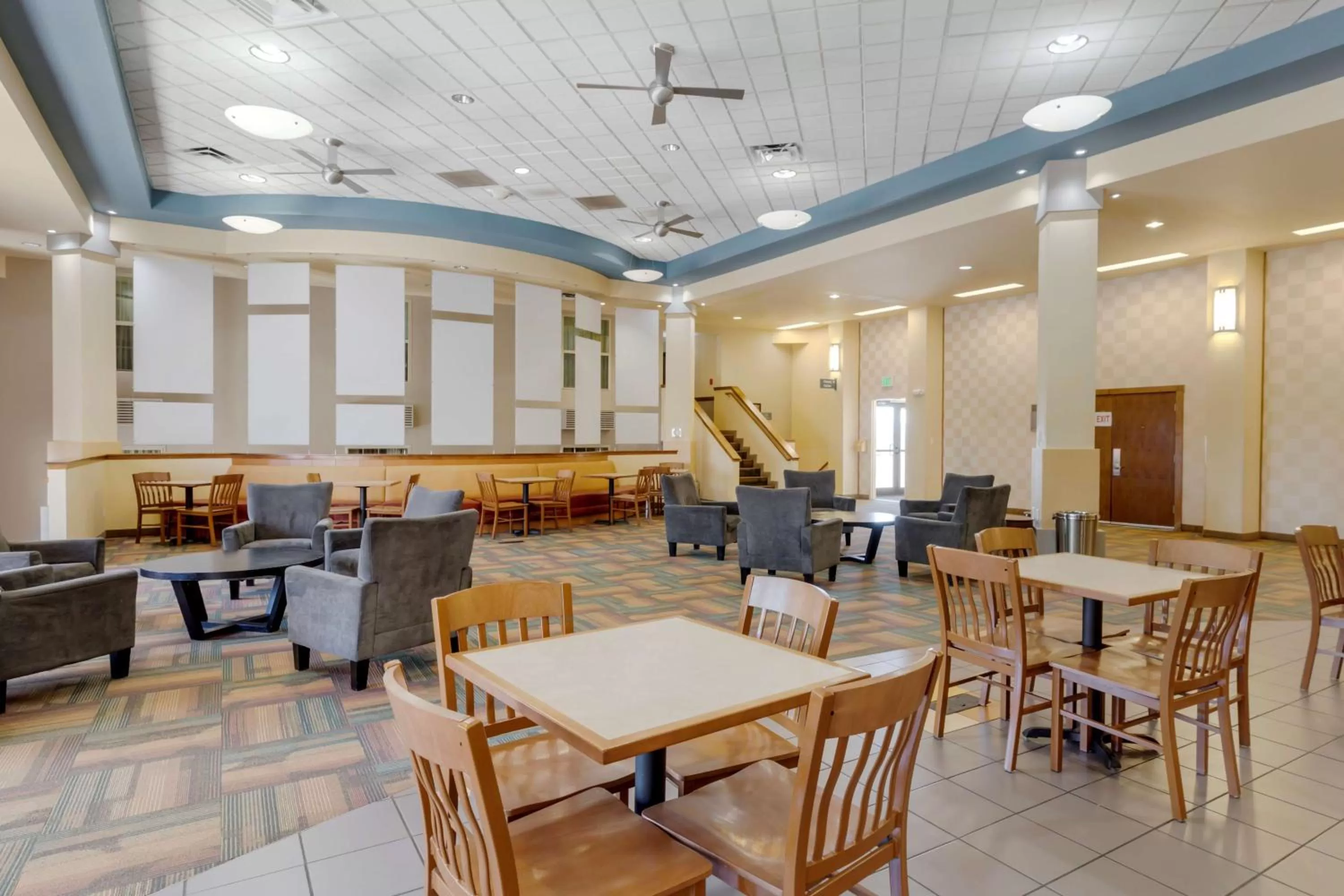 Breakfast in Best Western Plus Loveland Inn