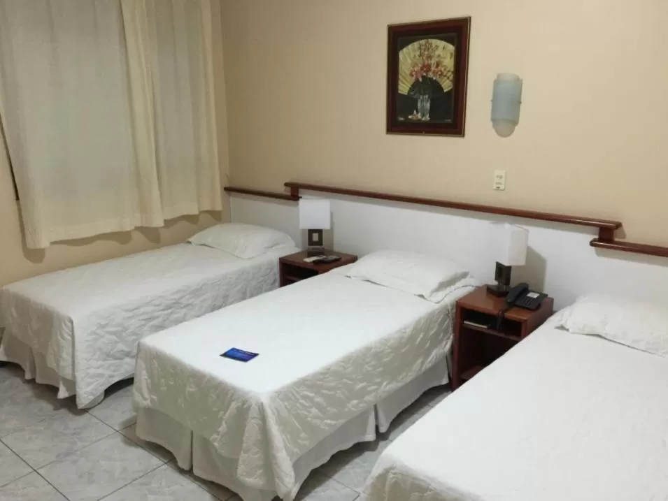 Photo of the whole room, Bed in Fares Turis Hotel