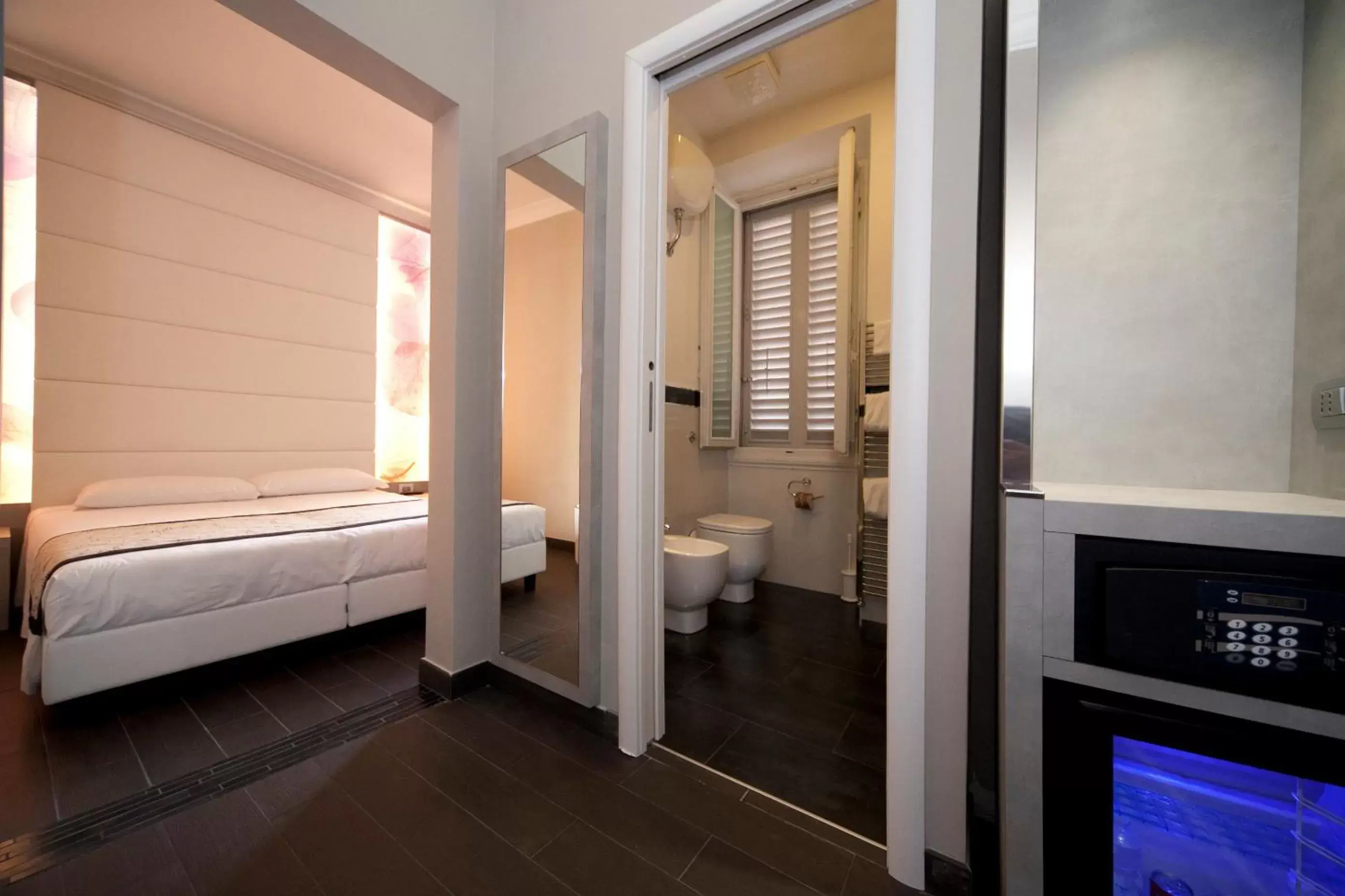 Bedroom, Bathroom in B&B Residenza le Fonticine