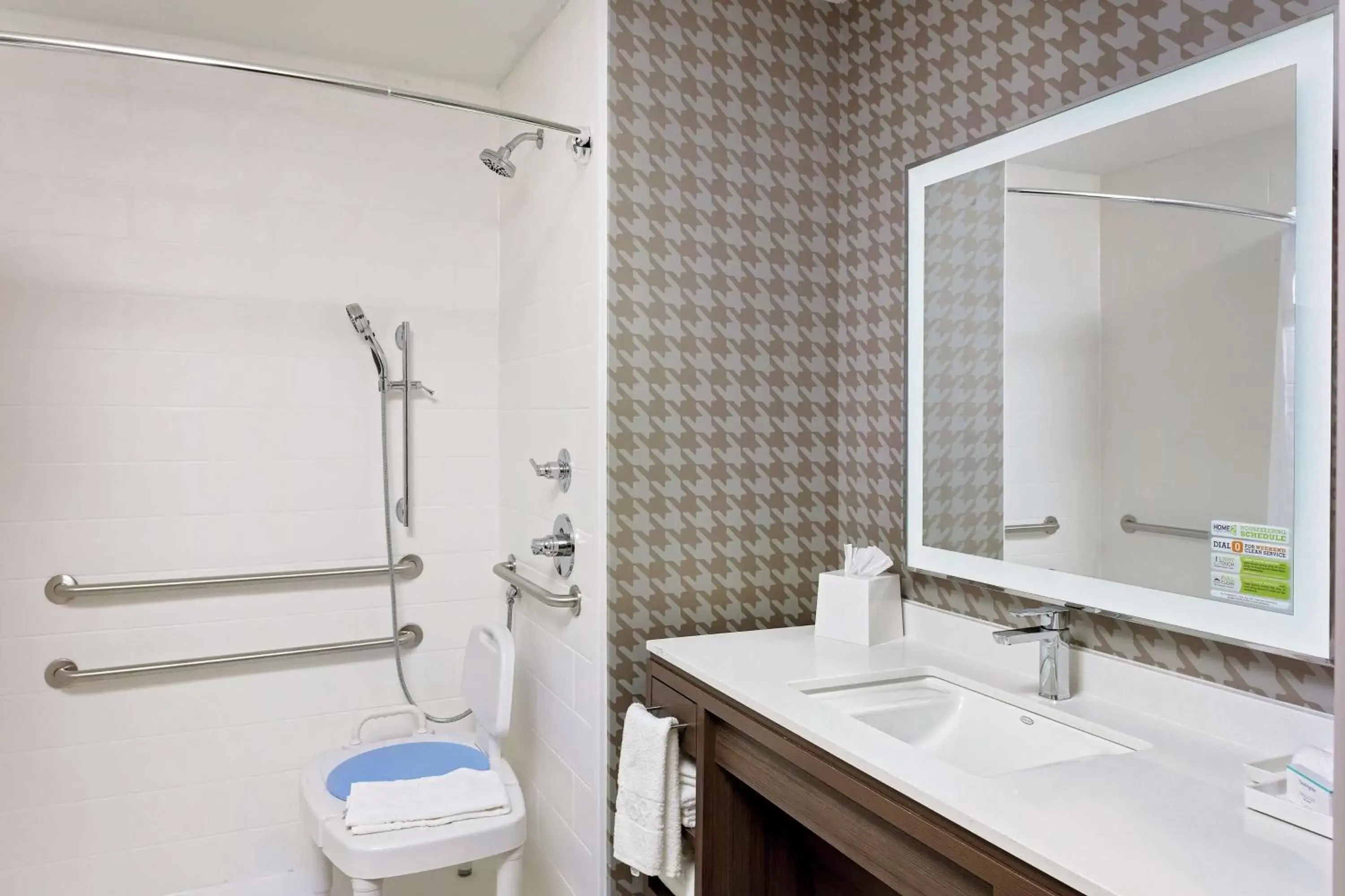 Bathroom in Home2 Suites By Hilton Sugar Land Rosenberg