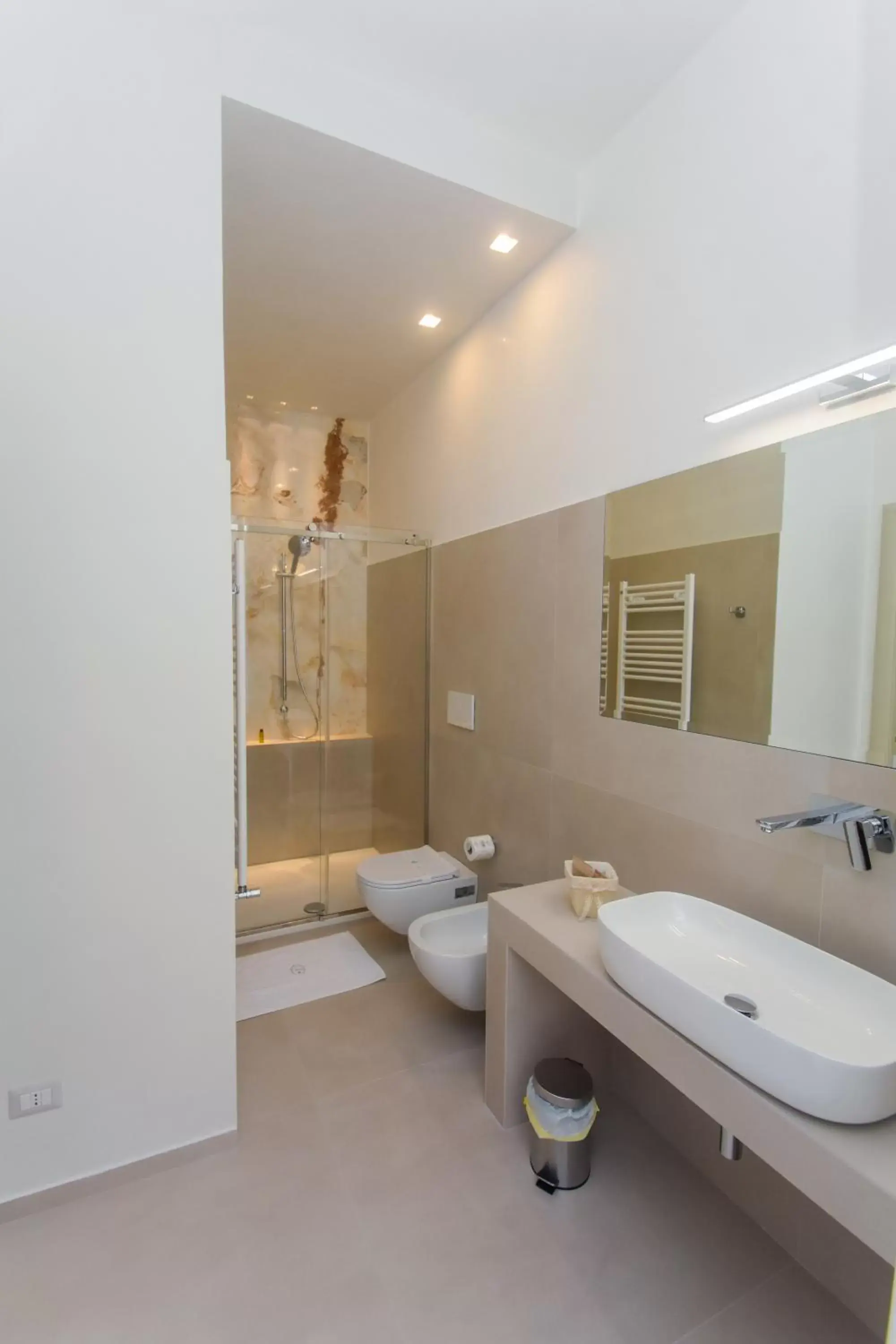 Queen Room with Balcony in Bebio Rooms Queen Room with Balcony in Bebio Rooms