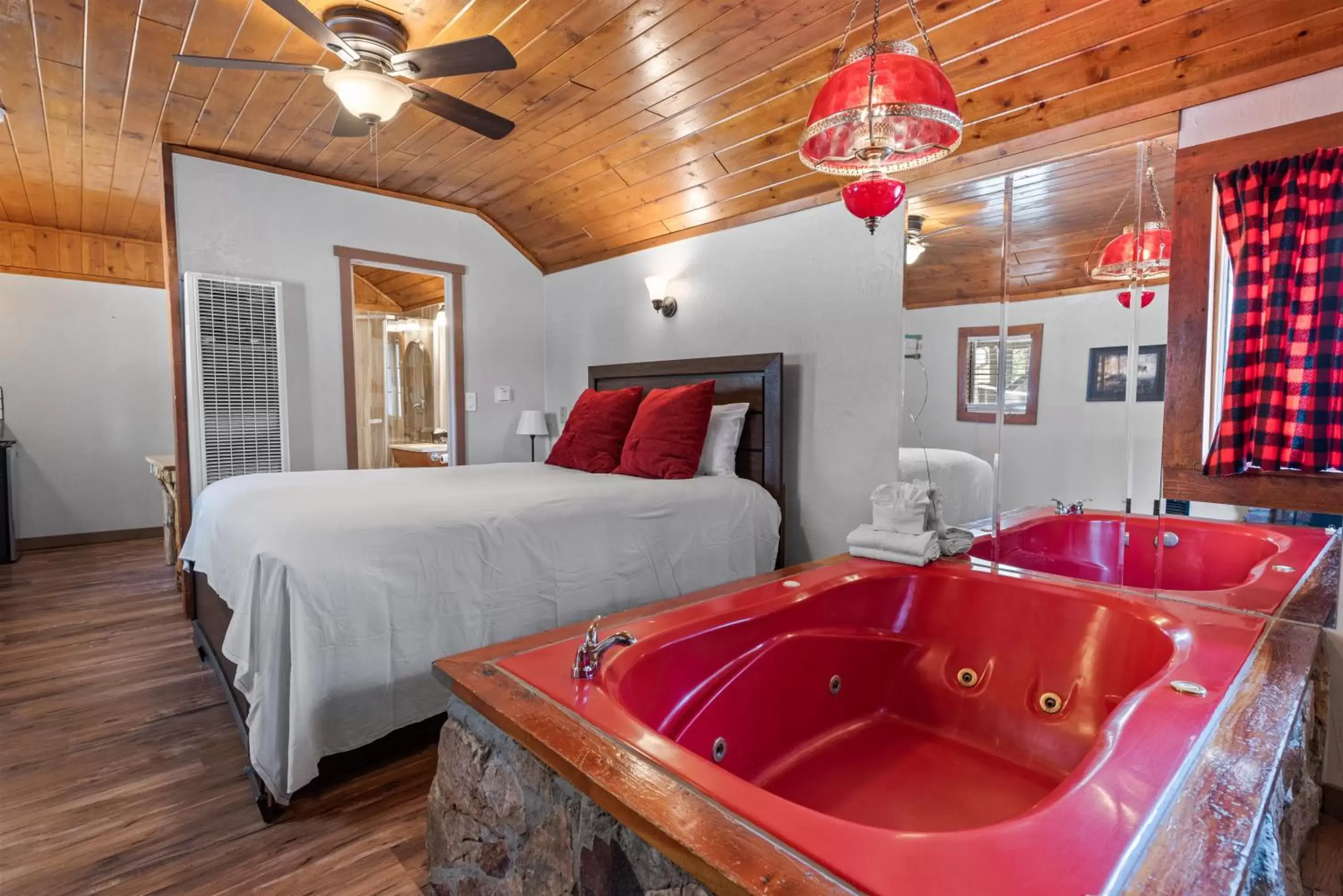 Bedroom, Bed in Black Forest Lodge Bedroom, Bed in Black Forest Lodge