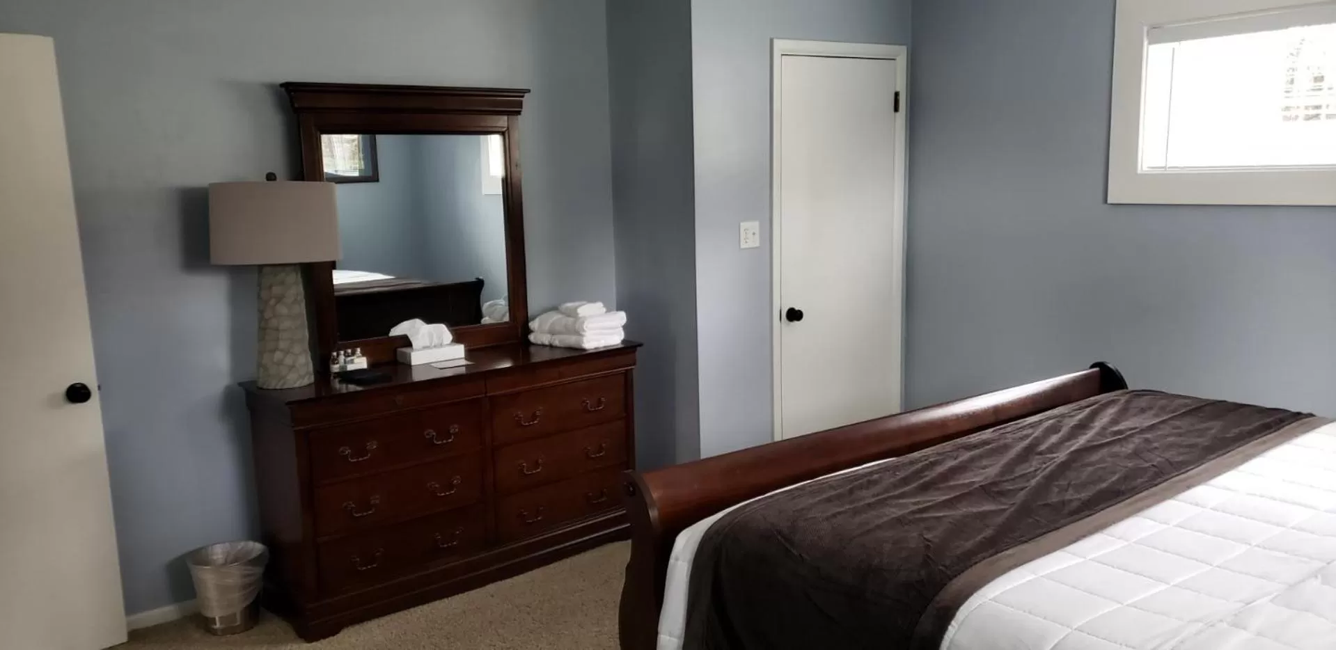 Bed in Allenberry Resort