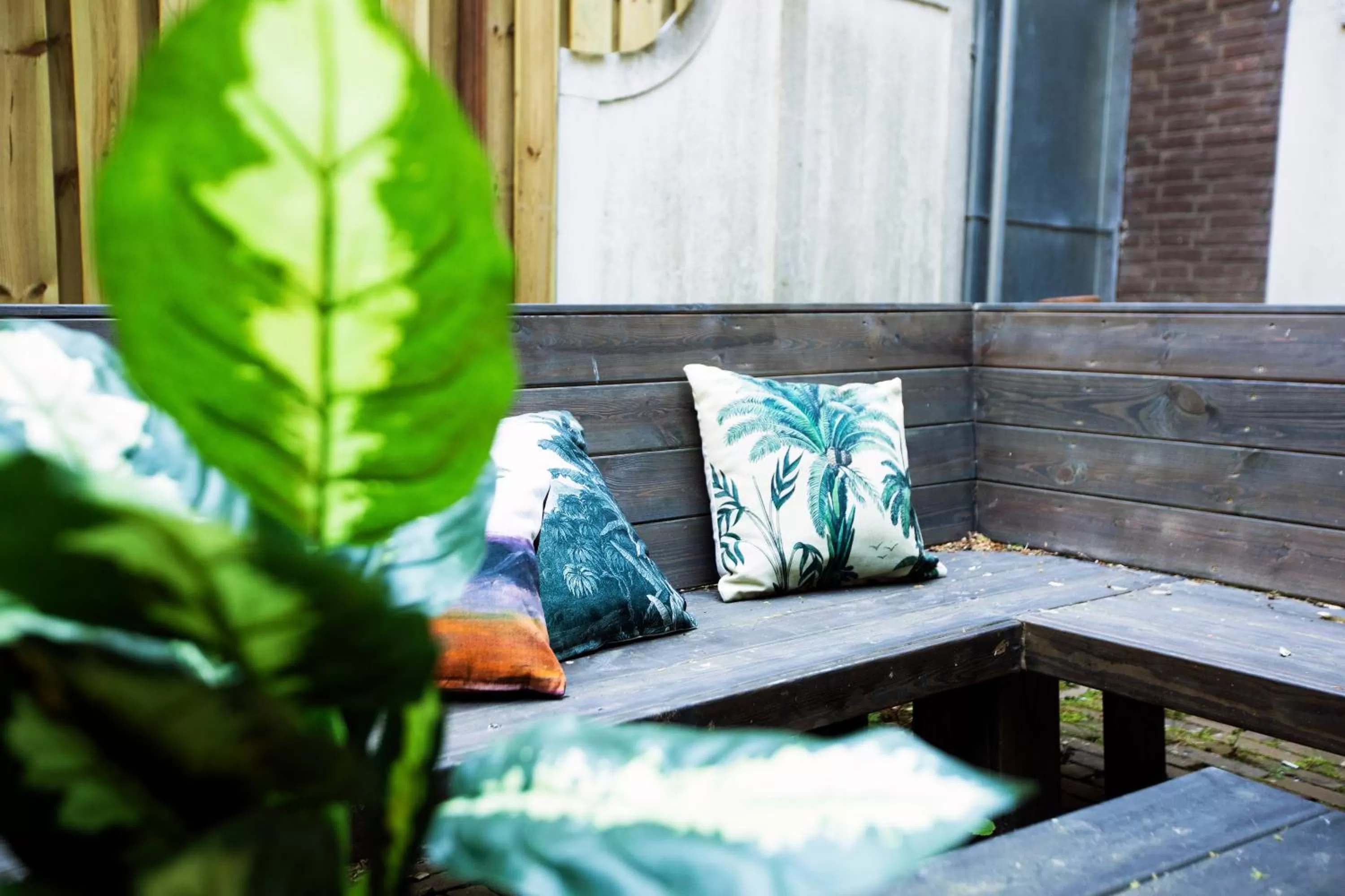 Garden in Quentin England Hotel