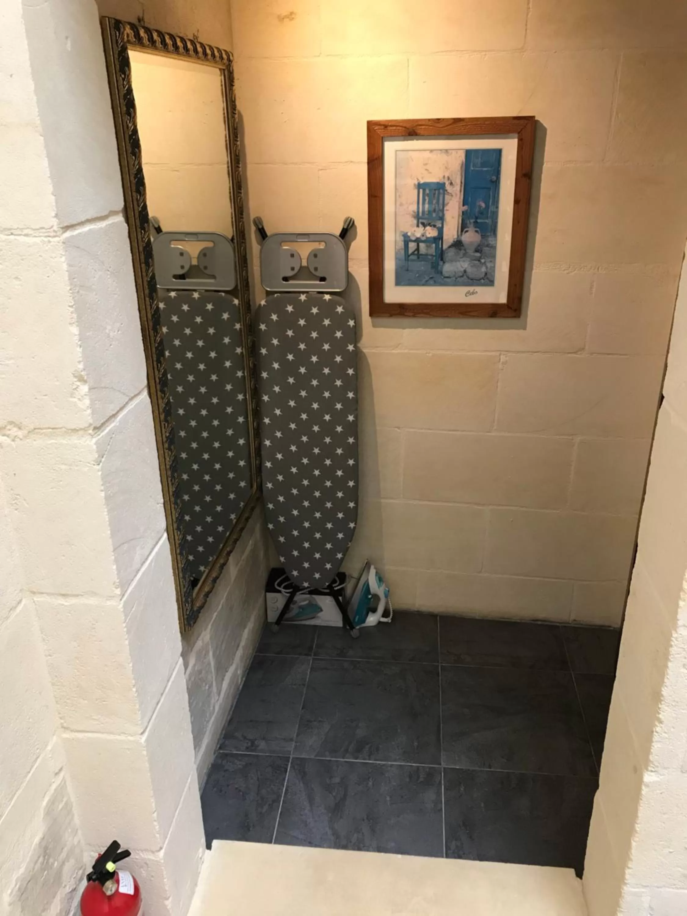 The Cloisters Bed And Breakfast