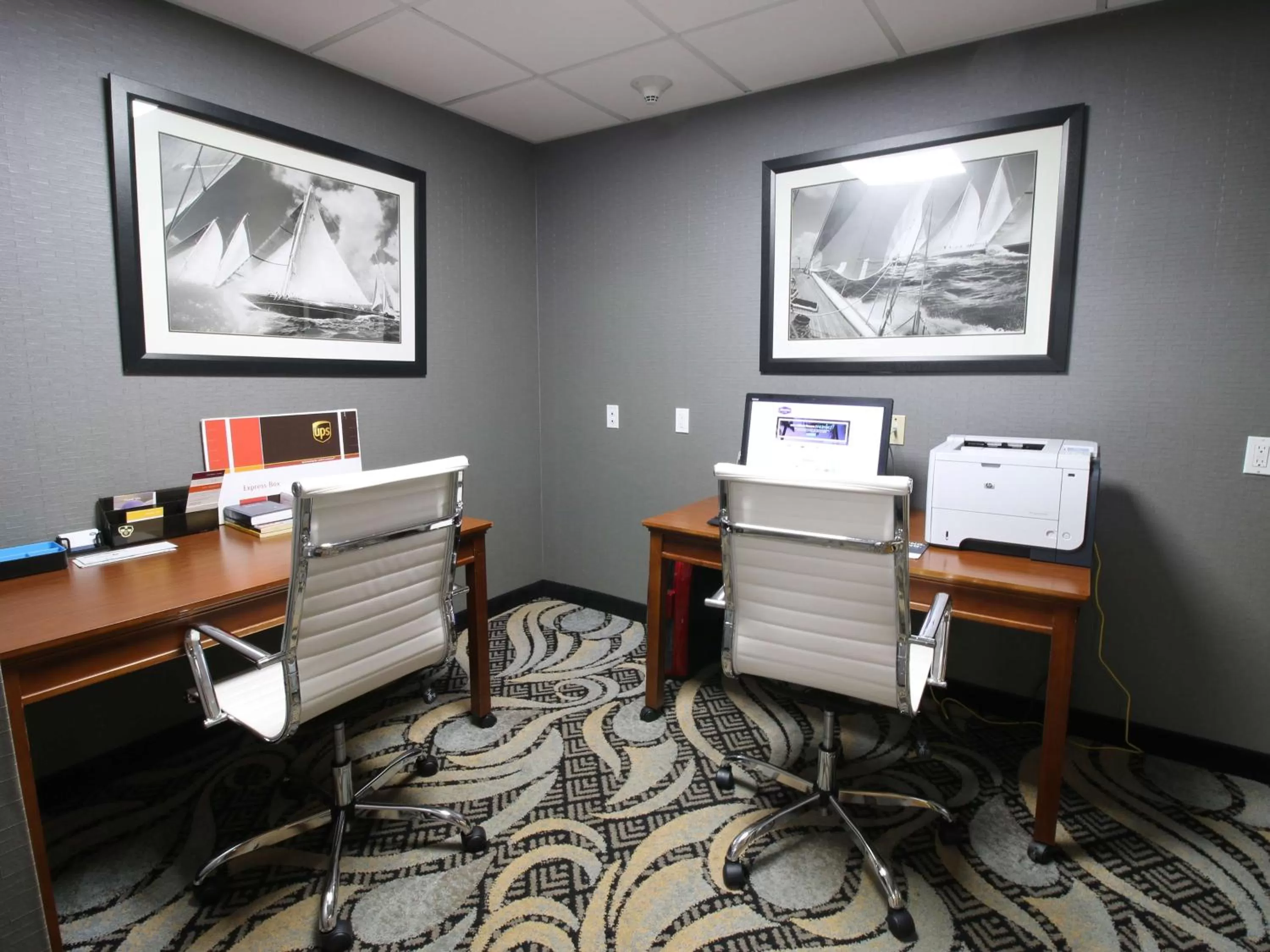 Bedroom in Hampton Inn Saint Augustine-I-95