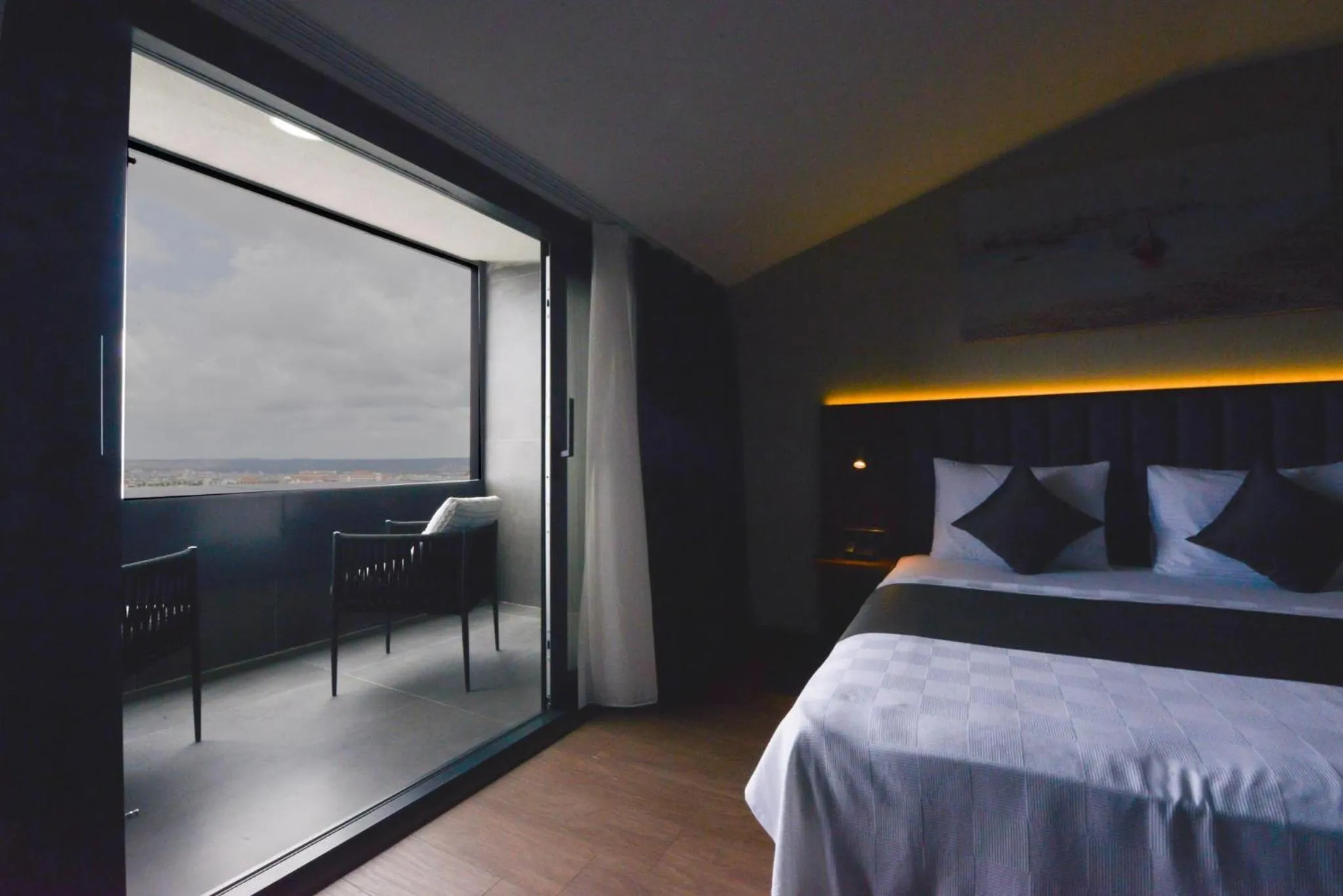 Balcony/Terrace, Bed in İSTPORT GARDEN HOTELS