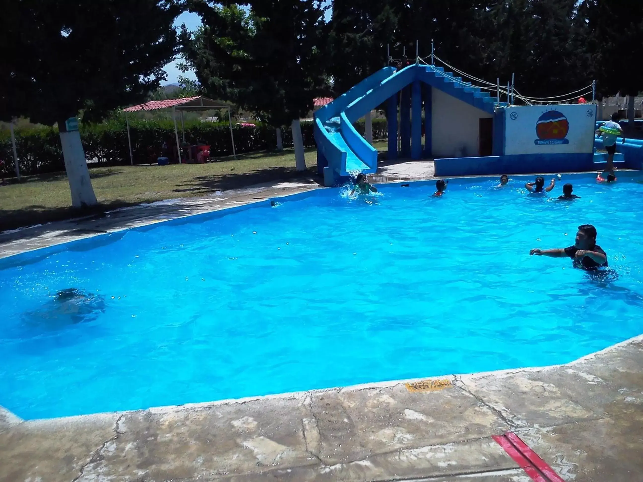 Swimming Pool in La Ilusión Hotel Campestre y Balneario