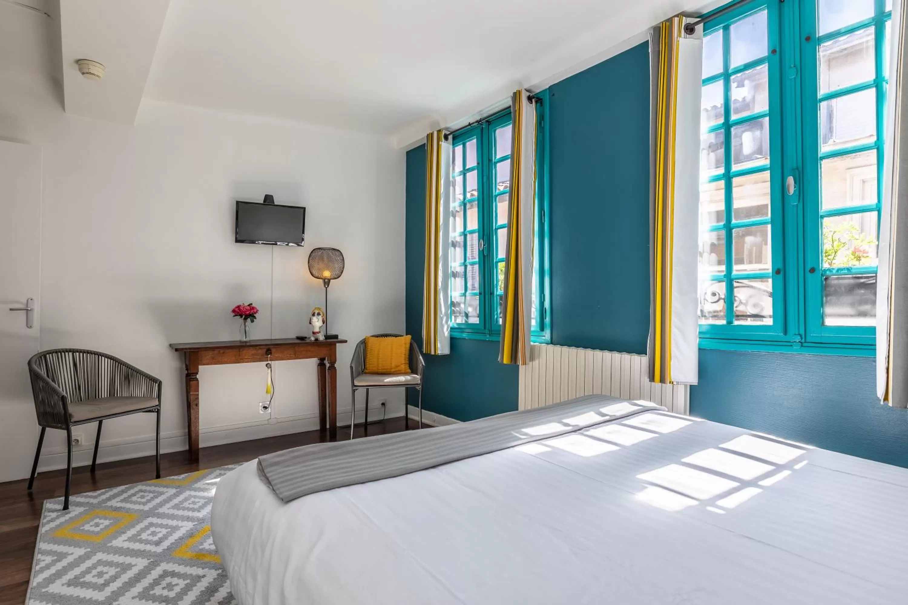 Bed in Hotel Le Port Neuf