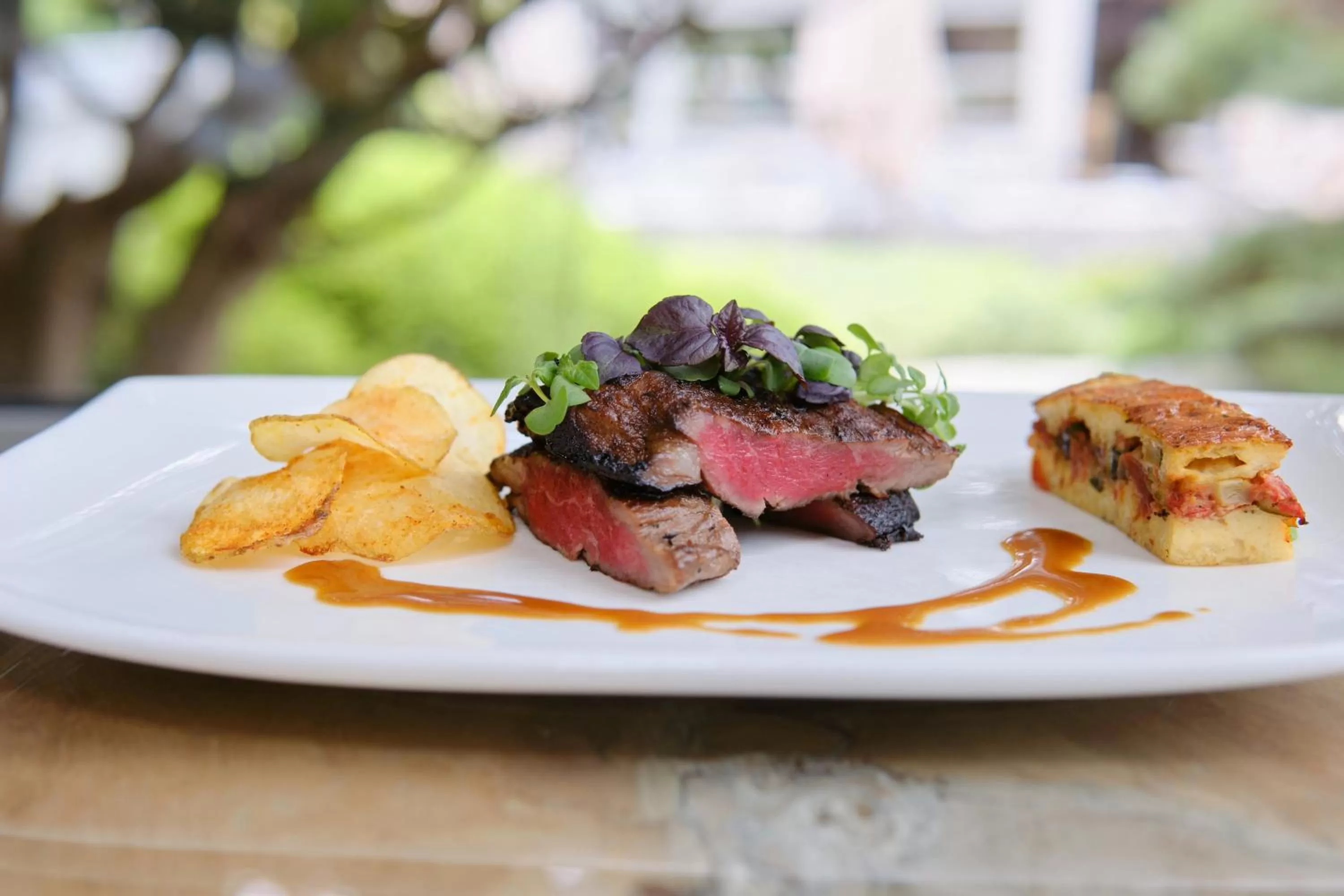 Restaurant/places to eat in Le Côté Vert