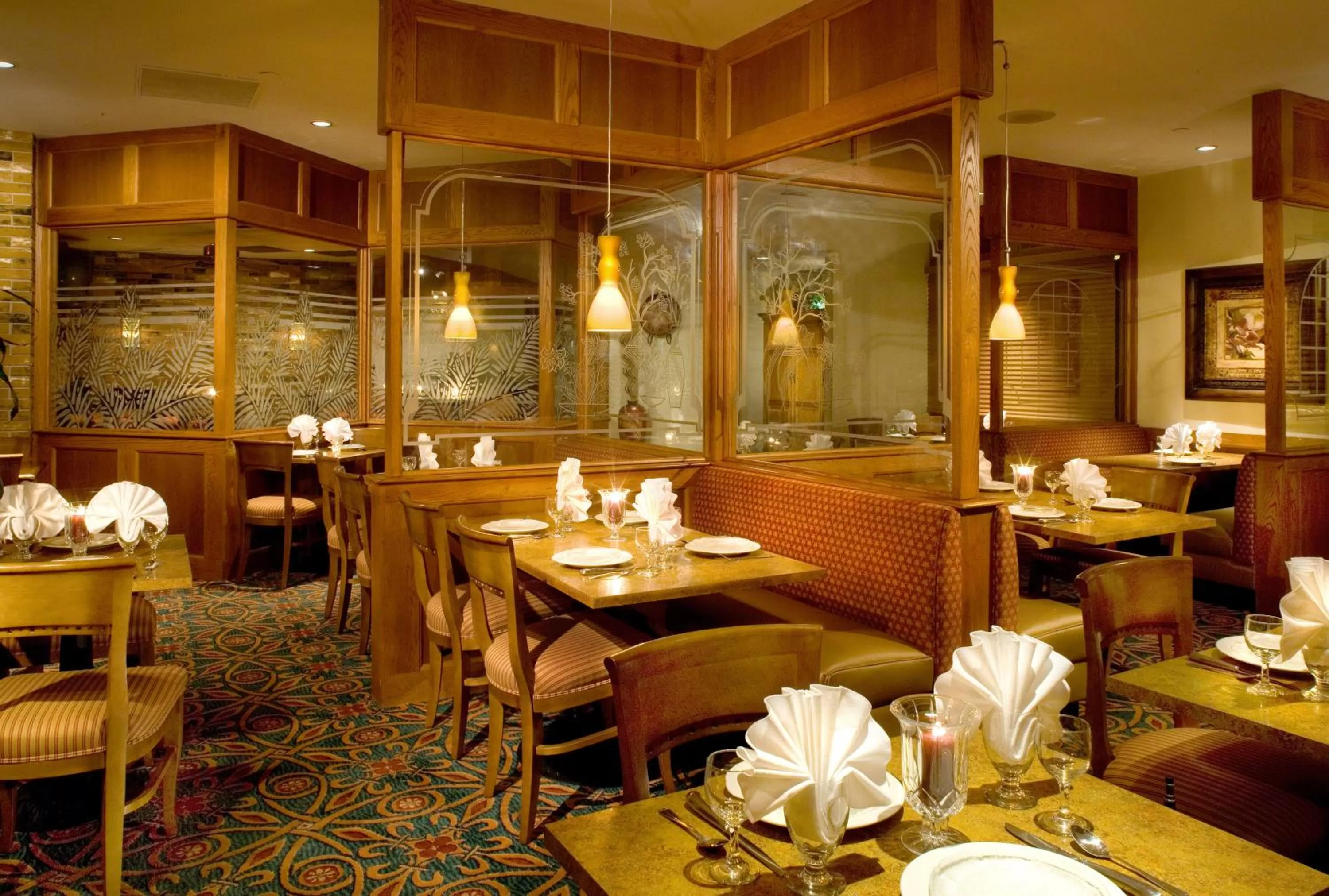 Restaurant/places to eat in Holiday Inn Port St. Lucie by IHG