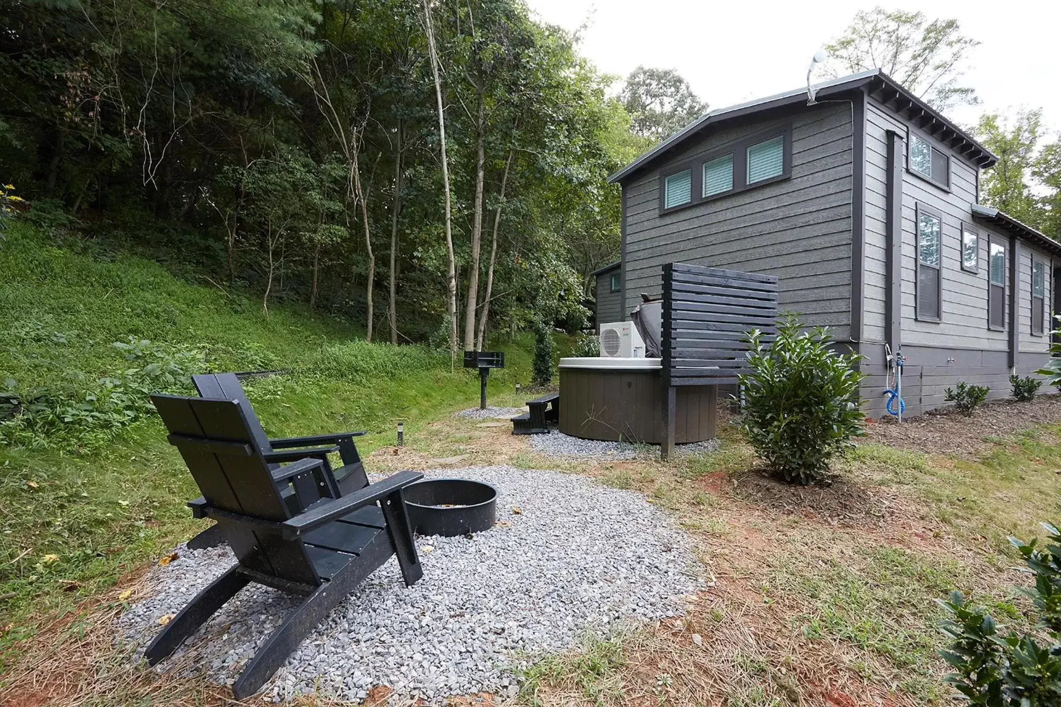 Hot Tub in Asheville River Cabins