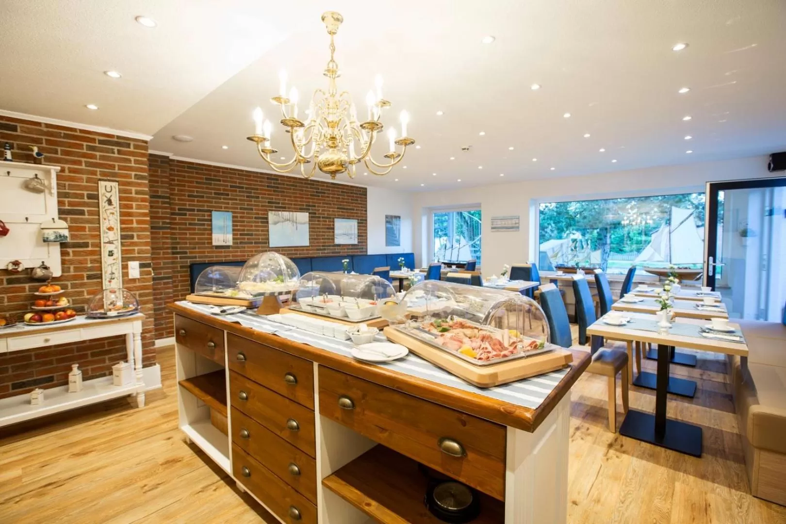 Buffet breakfast, Restaurant/Places to Eat in Hotel Das kleine Glück - Adults Only