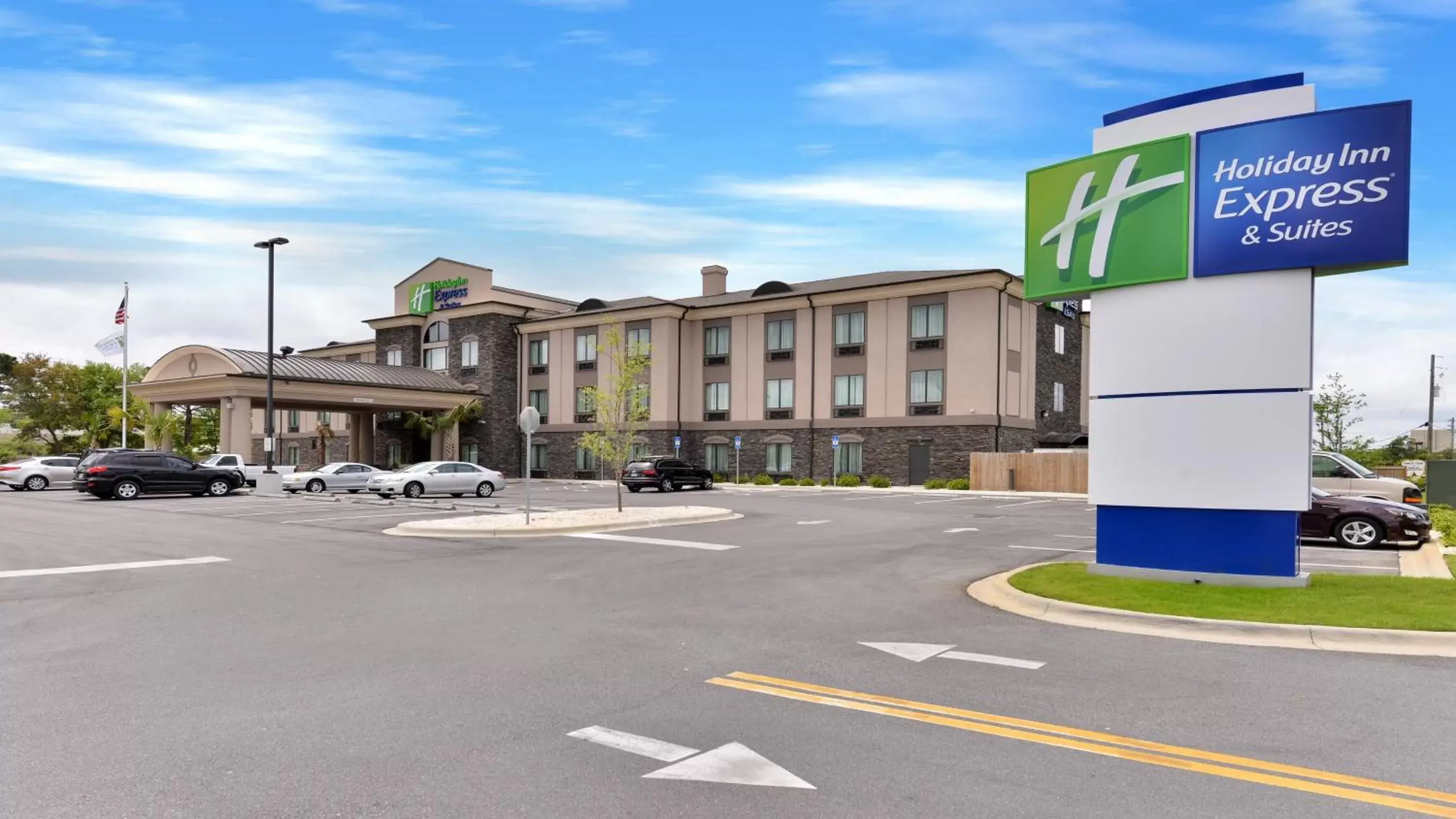 Property Building in Holiday Inn Express Hotel & Suites Fort Walton Beach Hurlburt Area, an IHG Hotel