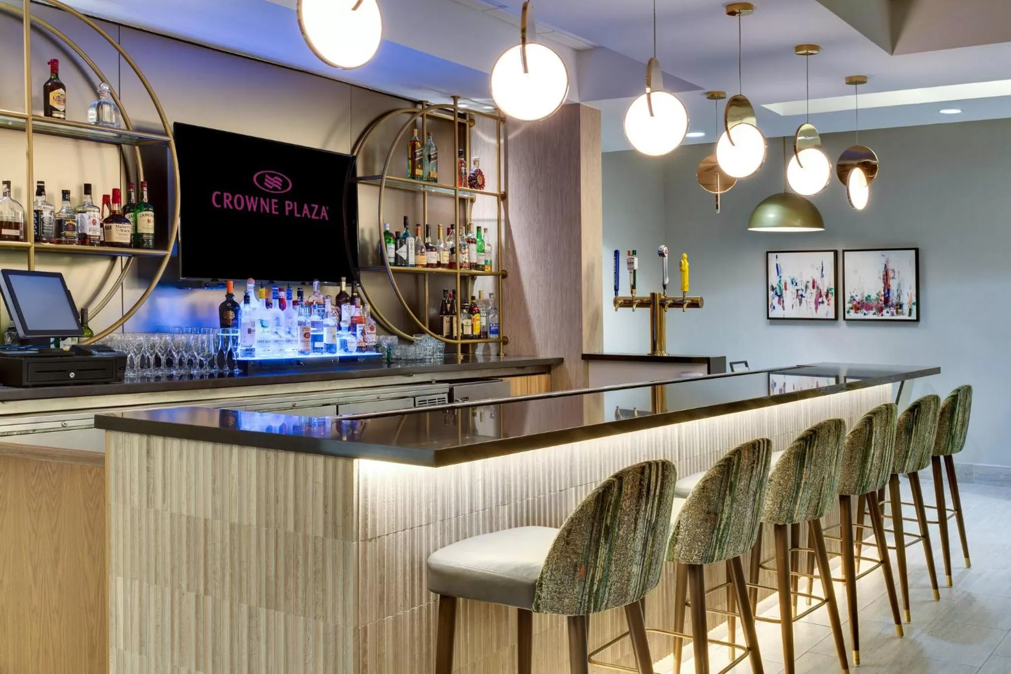 Lounge or bar in Crowne Plaza Hotel & Resorts Fort Lauderdale Airport/ Cruise by IHG