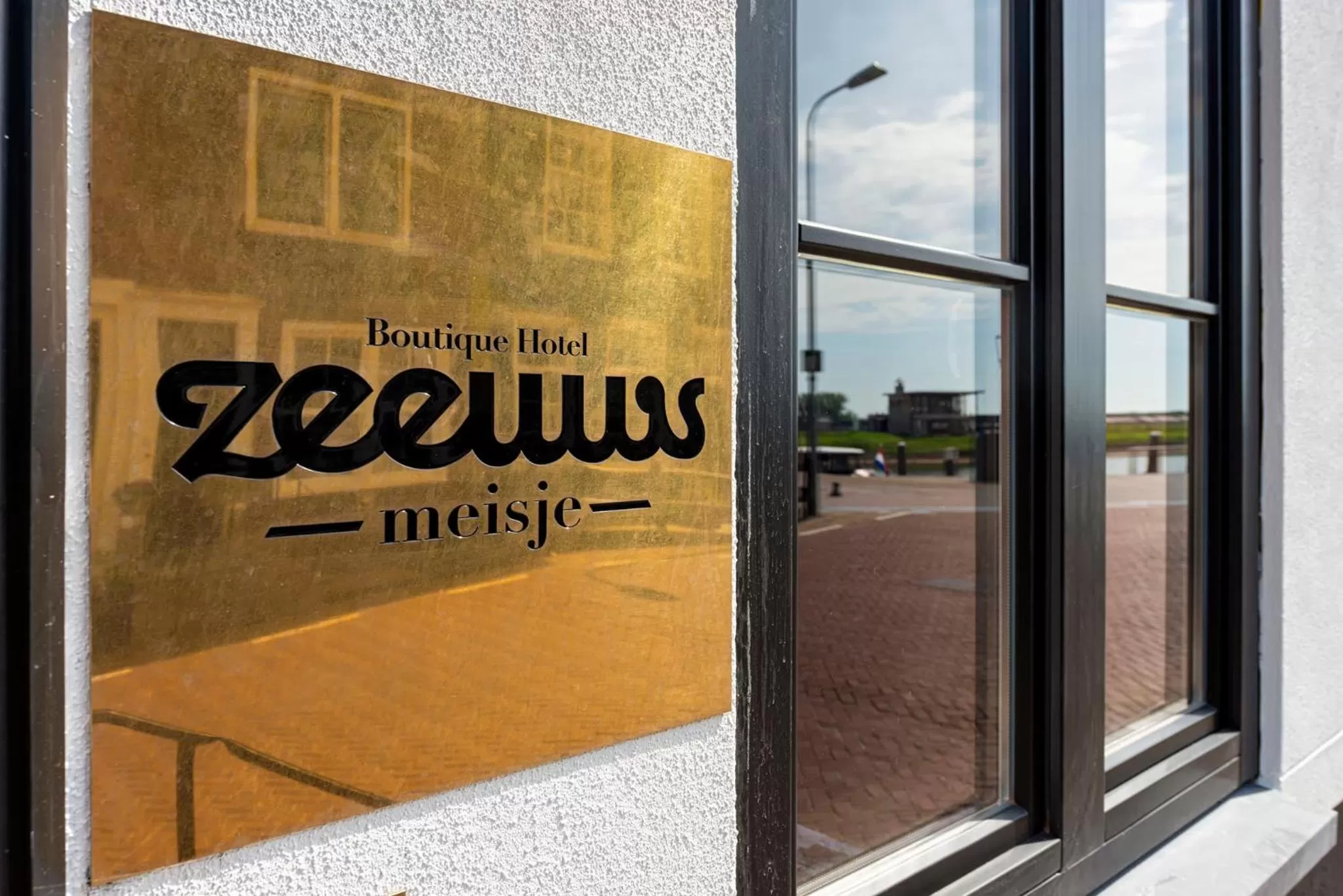 Facade/entrance in Boutique Hotel Zeeuws-Meisje