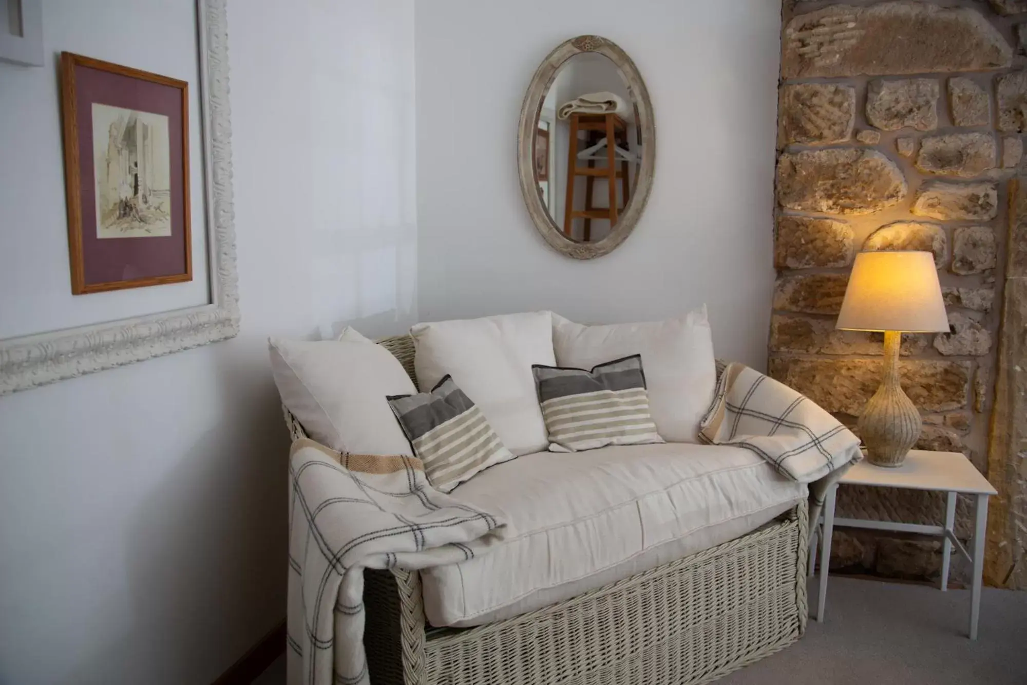 Seating Area in Balmungo Cottage B&B