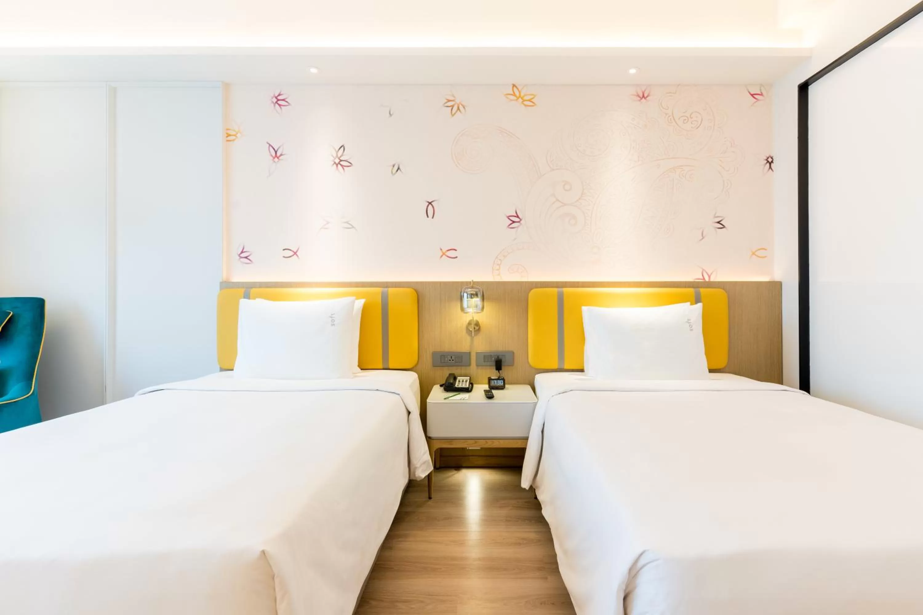 Bed in Holiday Inn Lucknow Airport by IHG