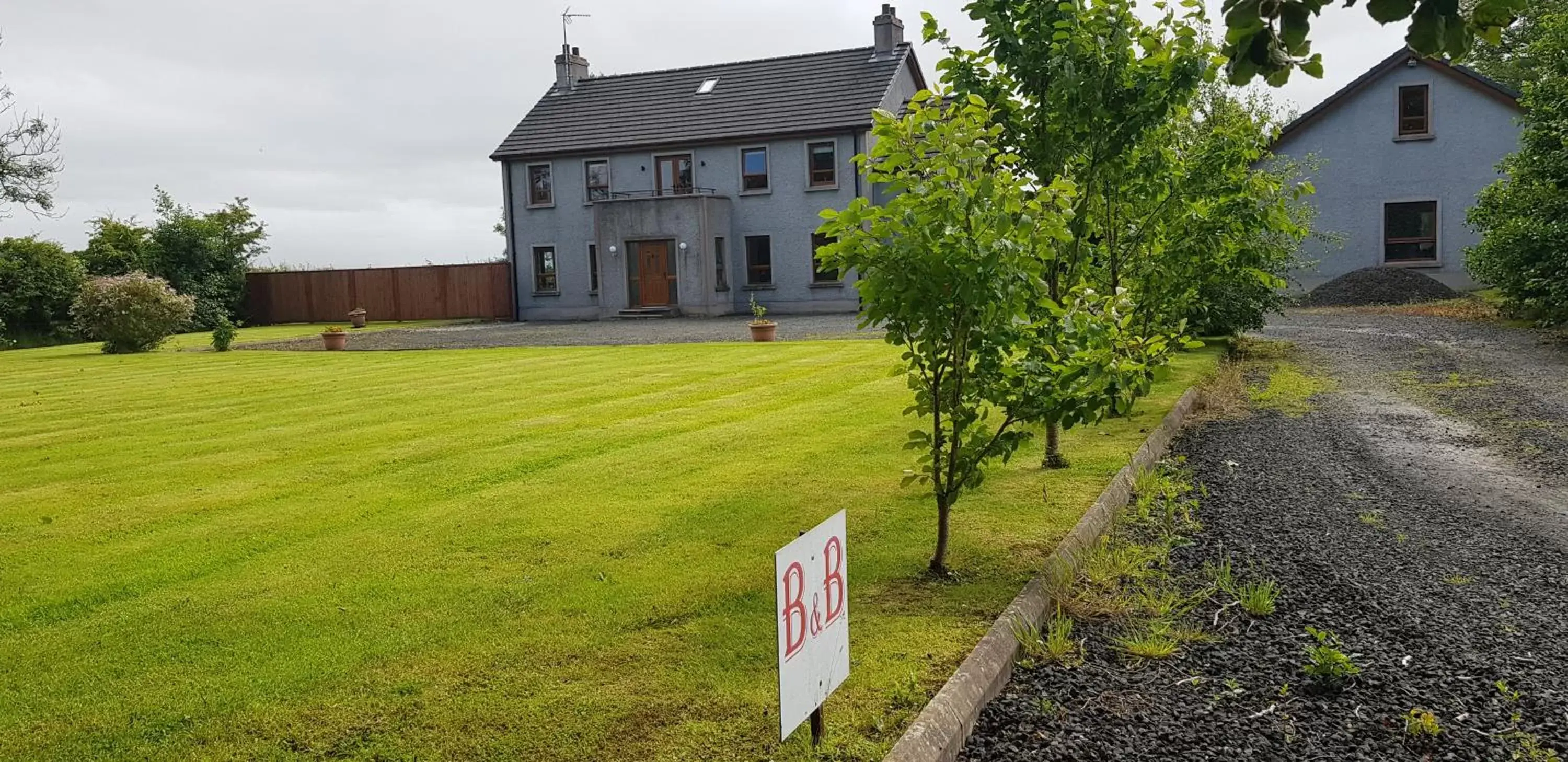 Property Building in Maghernahar House B&B