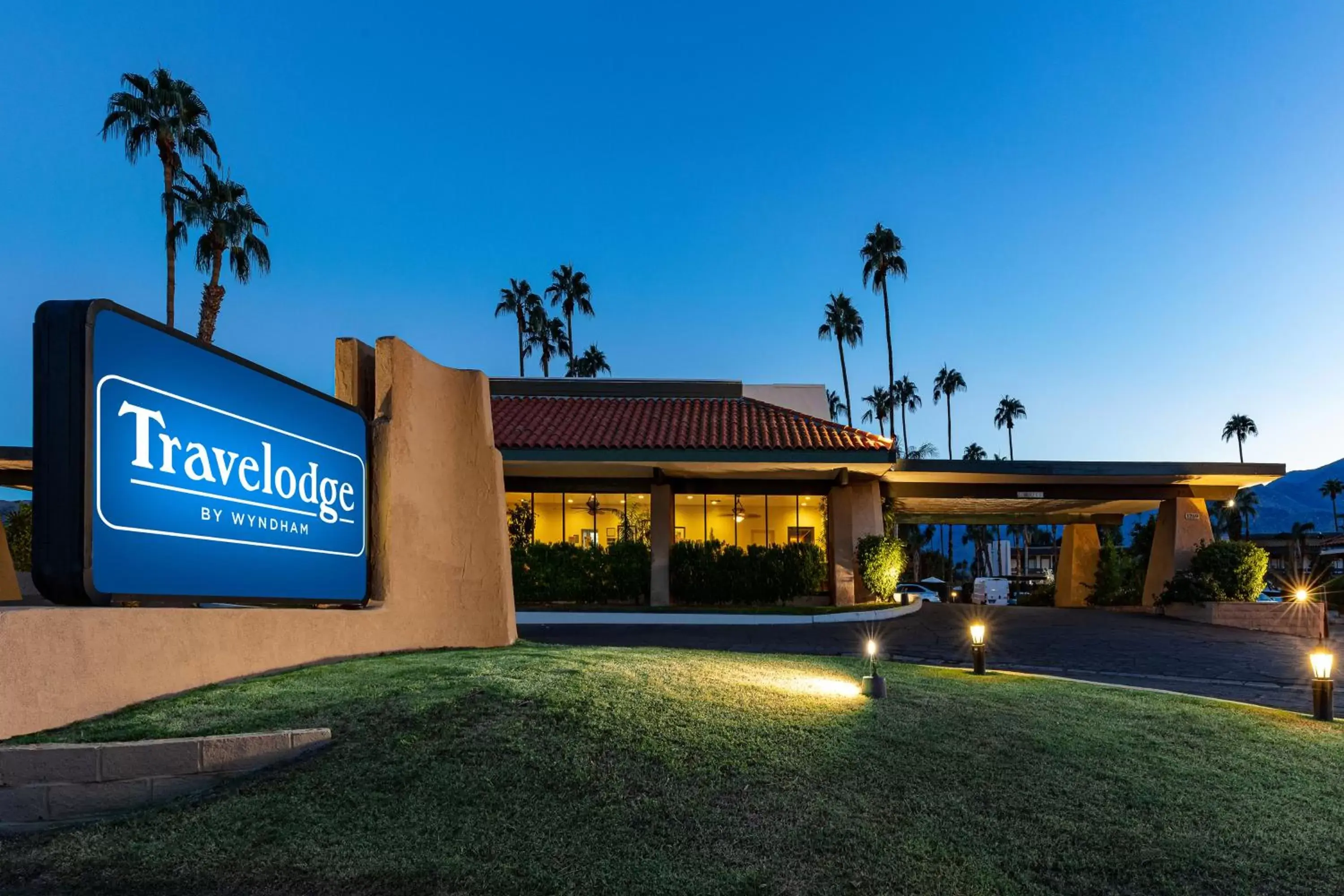 Property Building in Travelodge by Wyndham Palm Springs