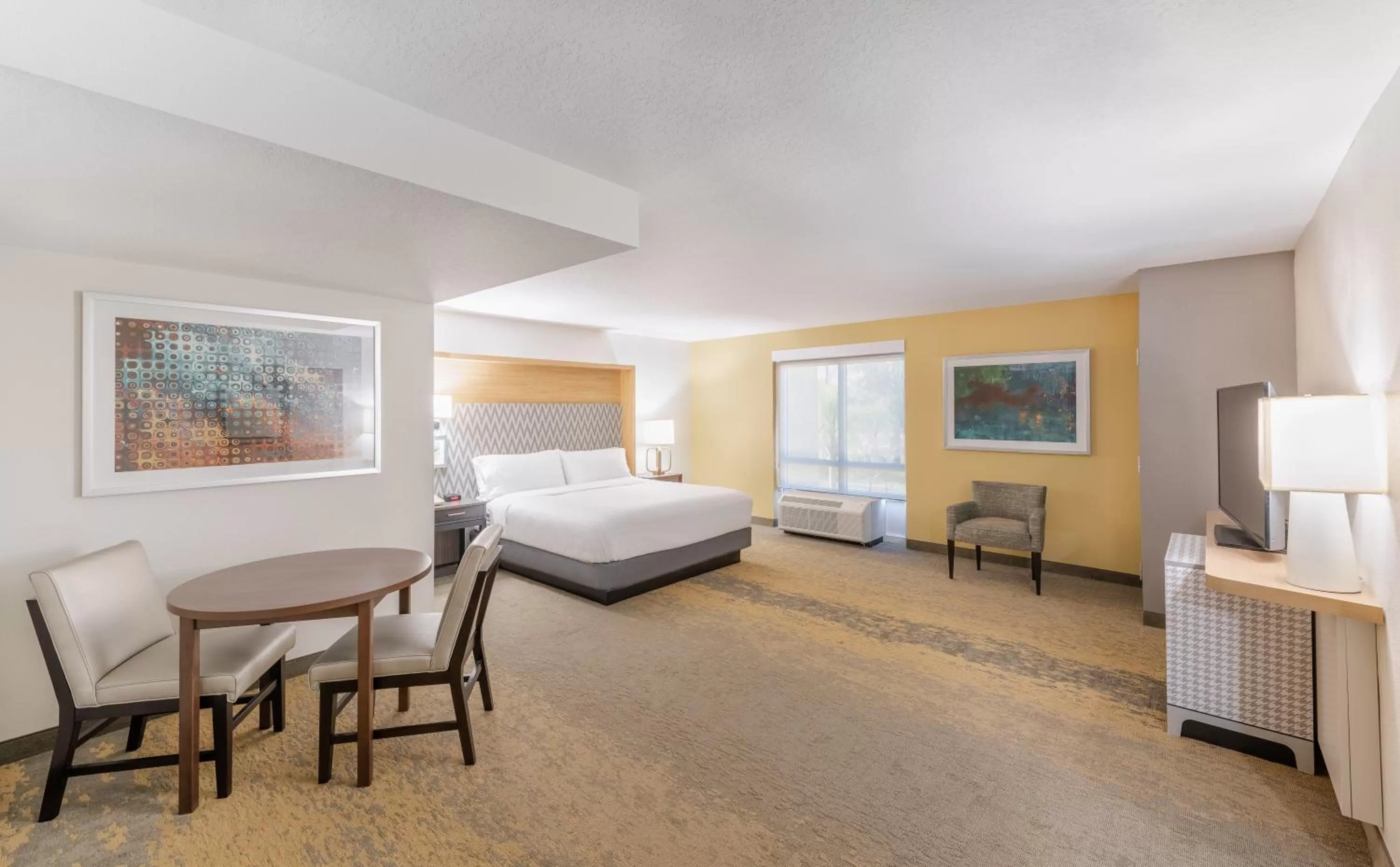 Bedroom, Bed in Holiday Inn Hotel & Suites - Orange Park - Wells Rd.