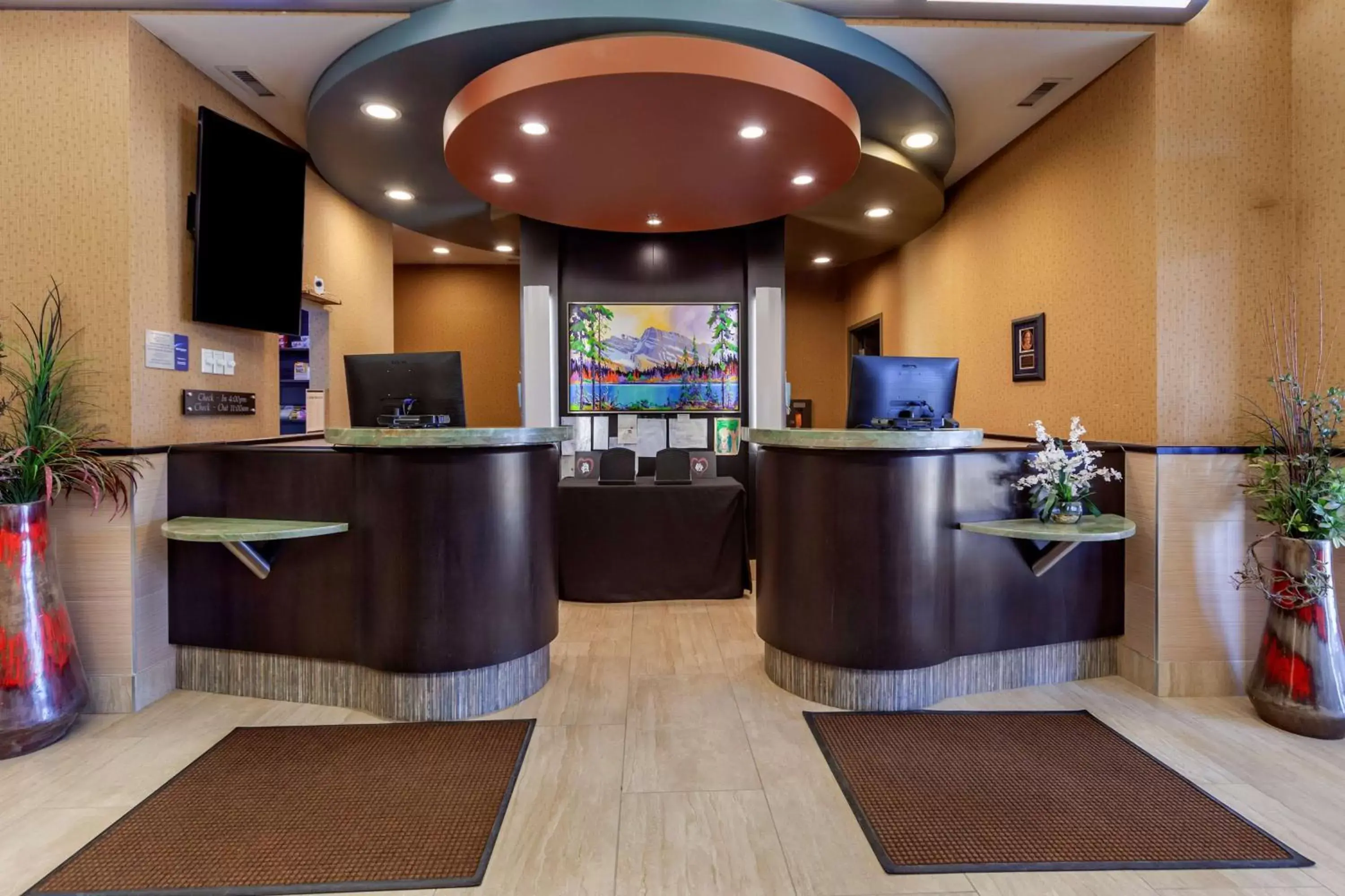 Lobby or reception in Best Western Plus Drayton Valley Lobby or reception in Best Western Plus Drayton Valley
