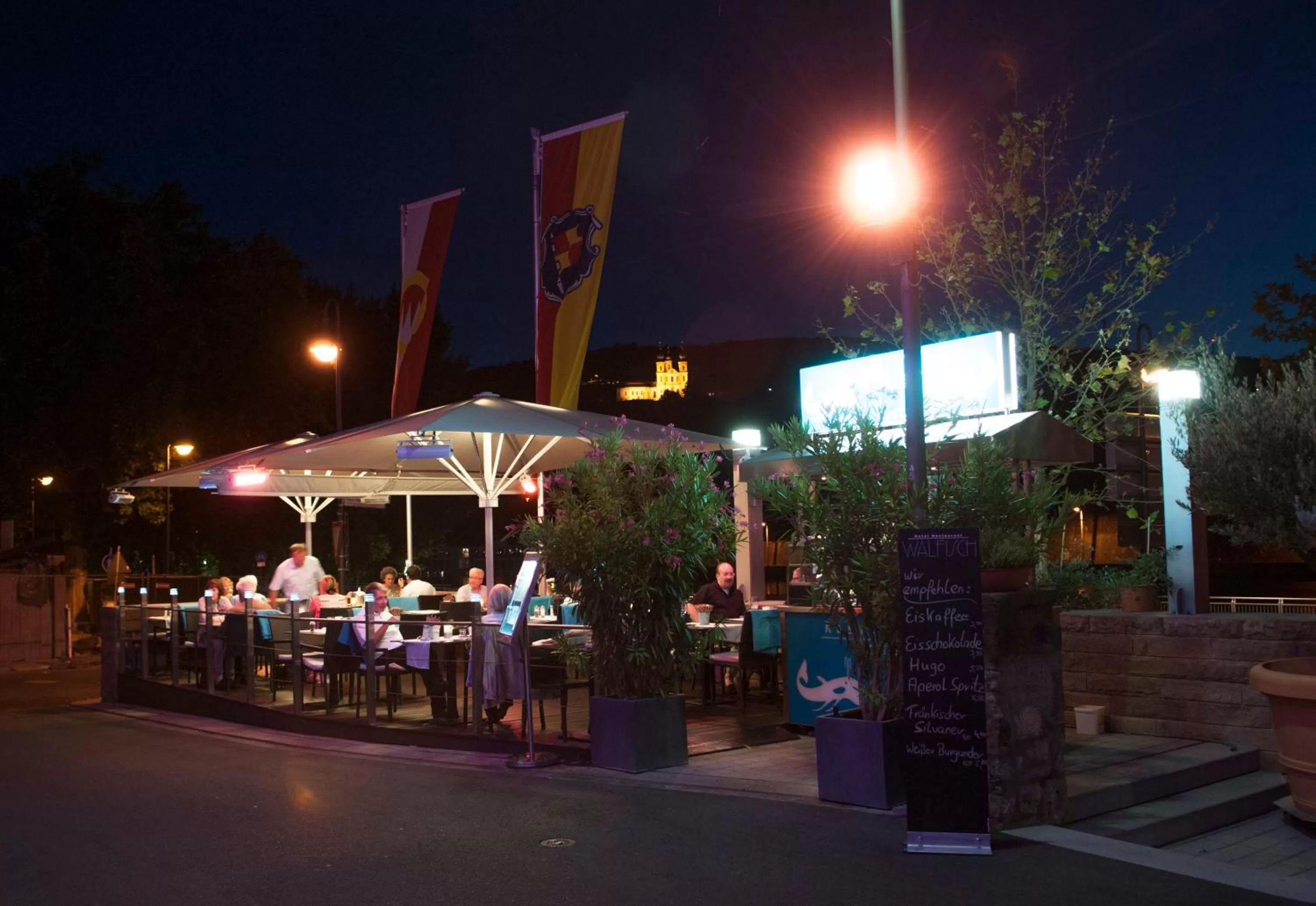 Restaurant/places to eat in Hotel & Restaurant Walfisch