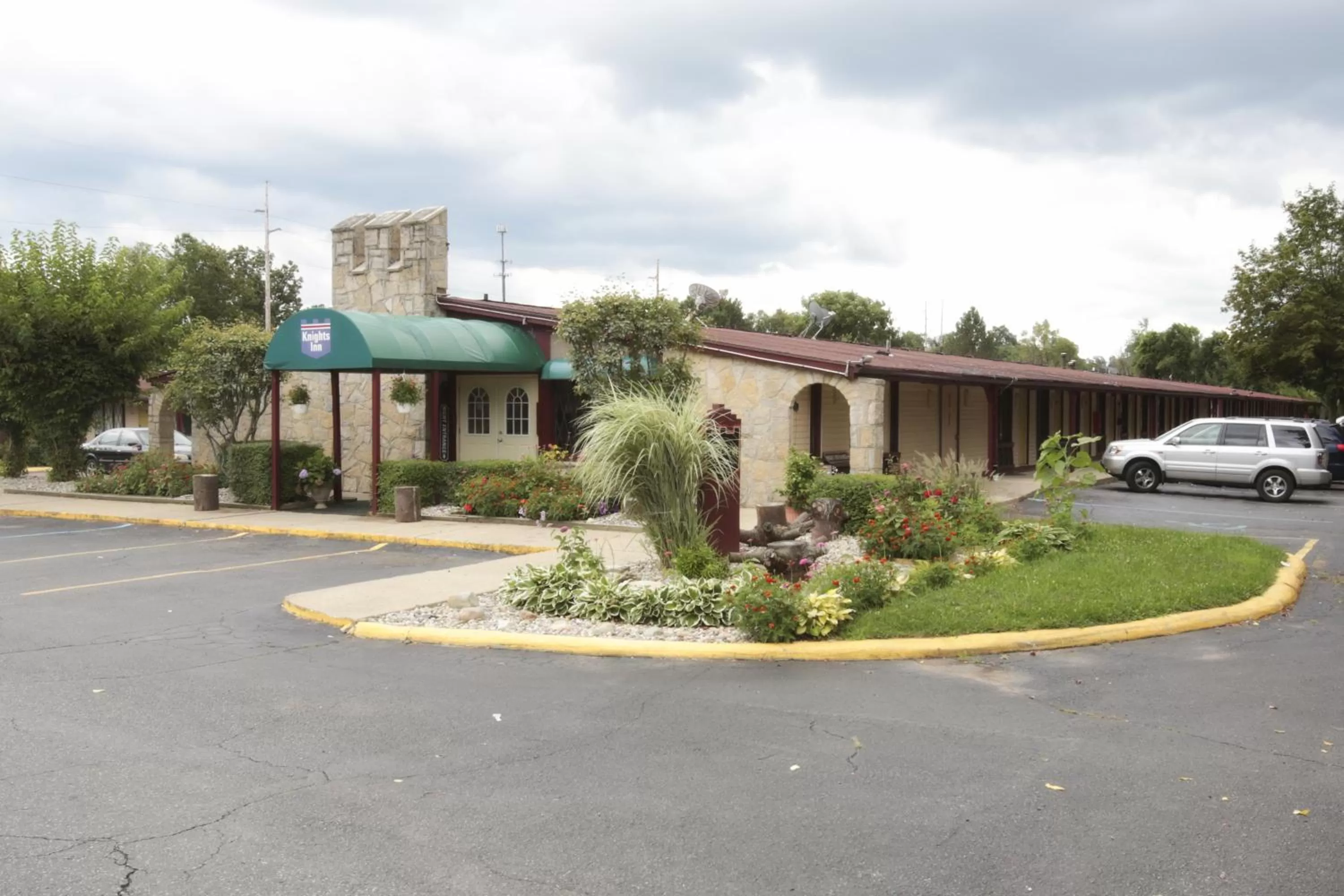 On site in Knights Inn - Battle Creek