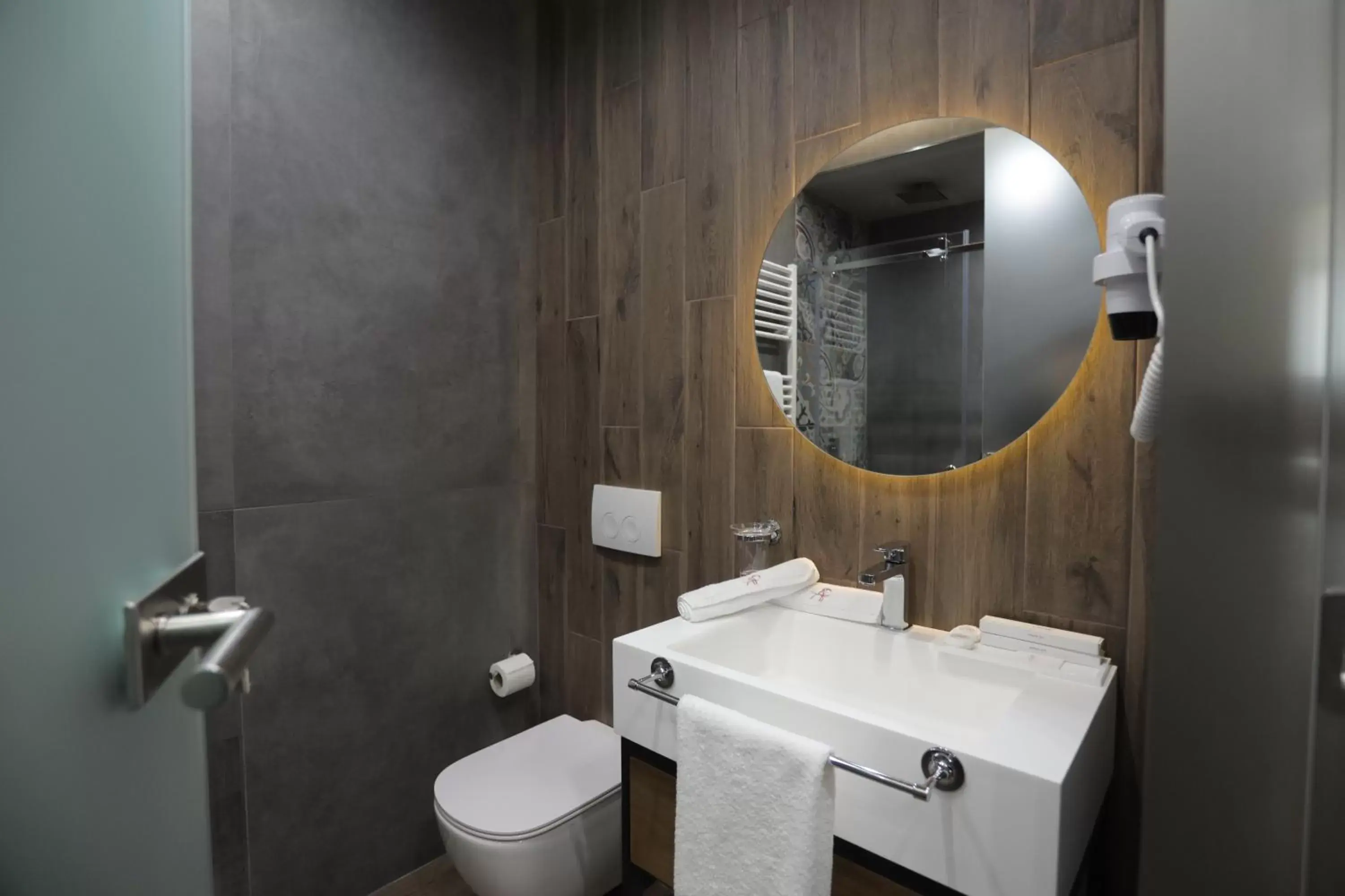 Budget Double Room in AP Hotel Boutique Budget Double Room in AP Hotel Boutique