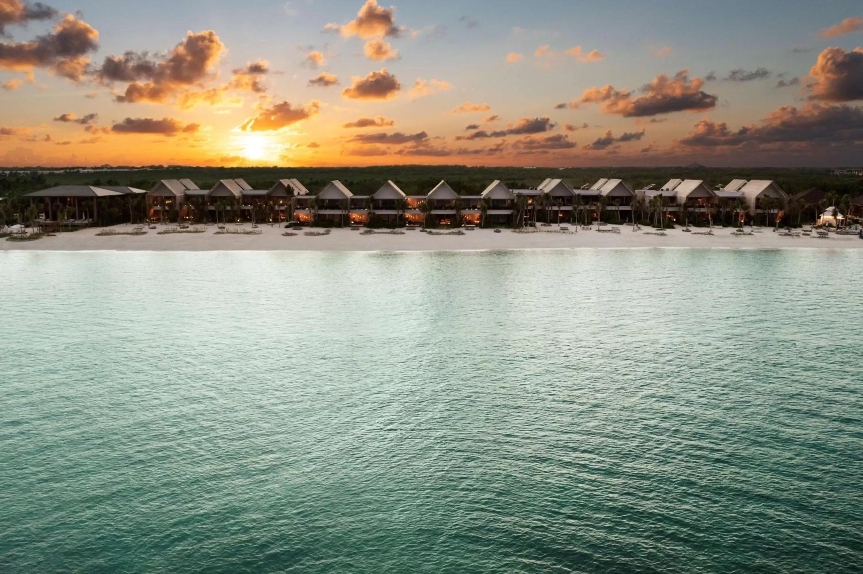 Beach, Swimming Pool in Banyan Tree Mayakoba