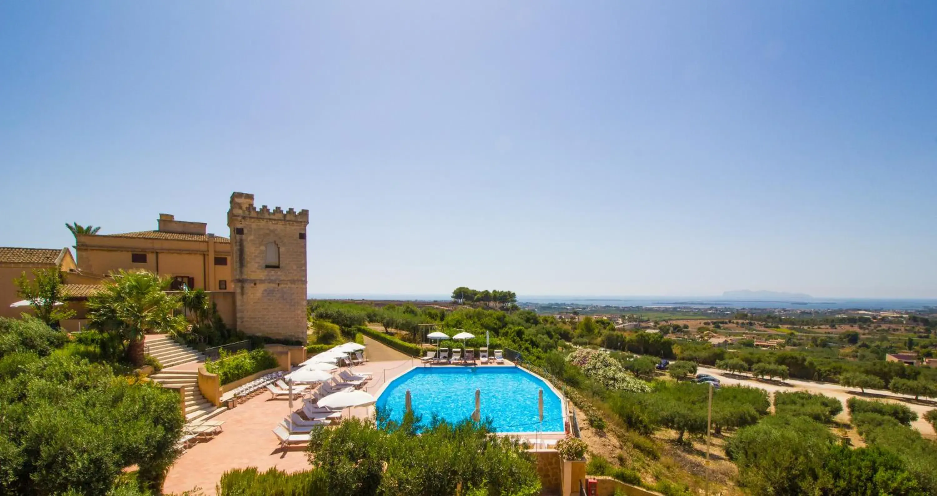 Balcony/Terrace, Pool View in Hotel Baglio Oneto dei Principi di San Lorenzo - Luxury Wine Resort