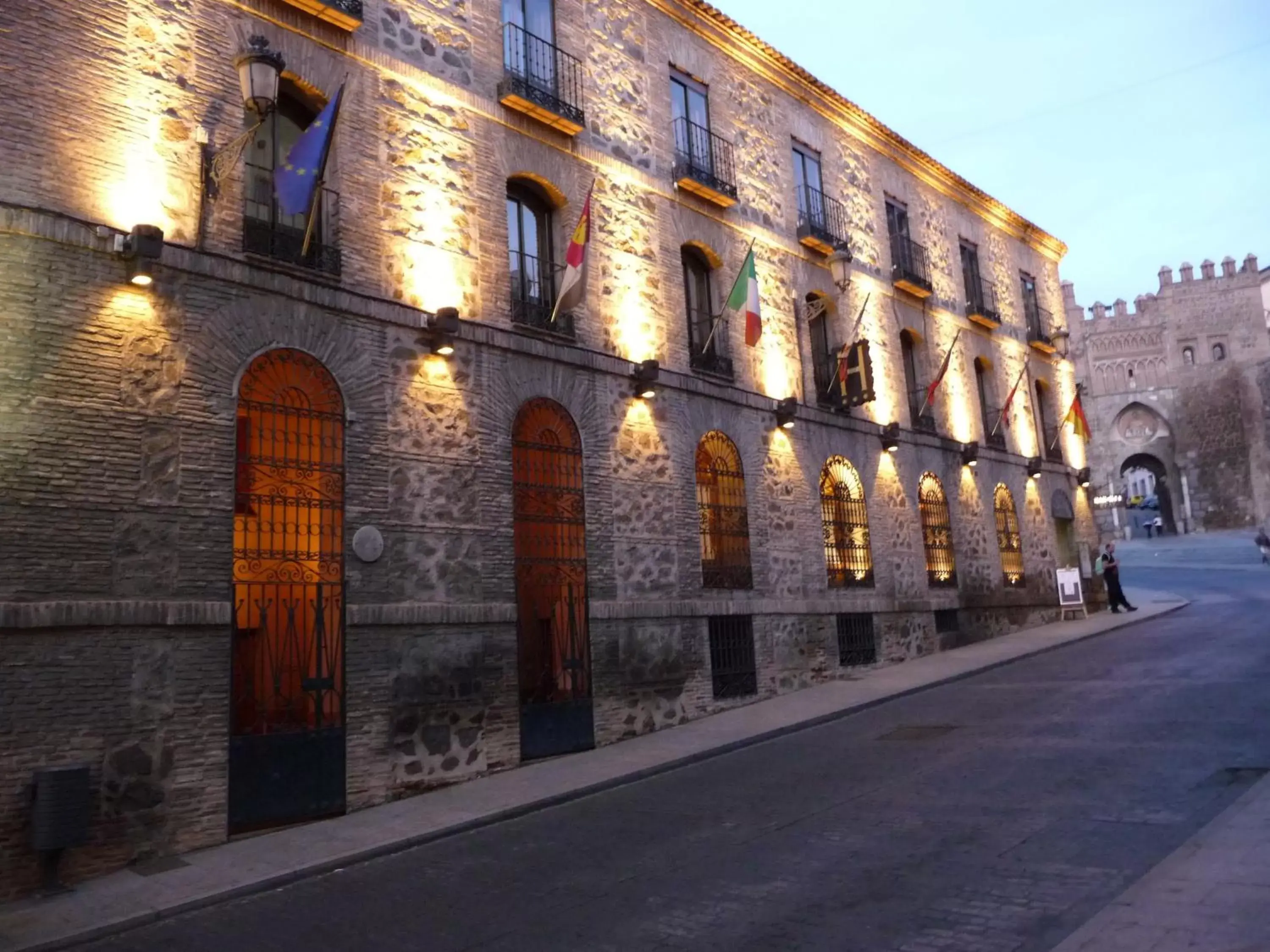 Facade/entrance in Hotel Real De Toledo