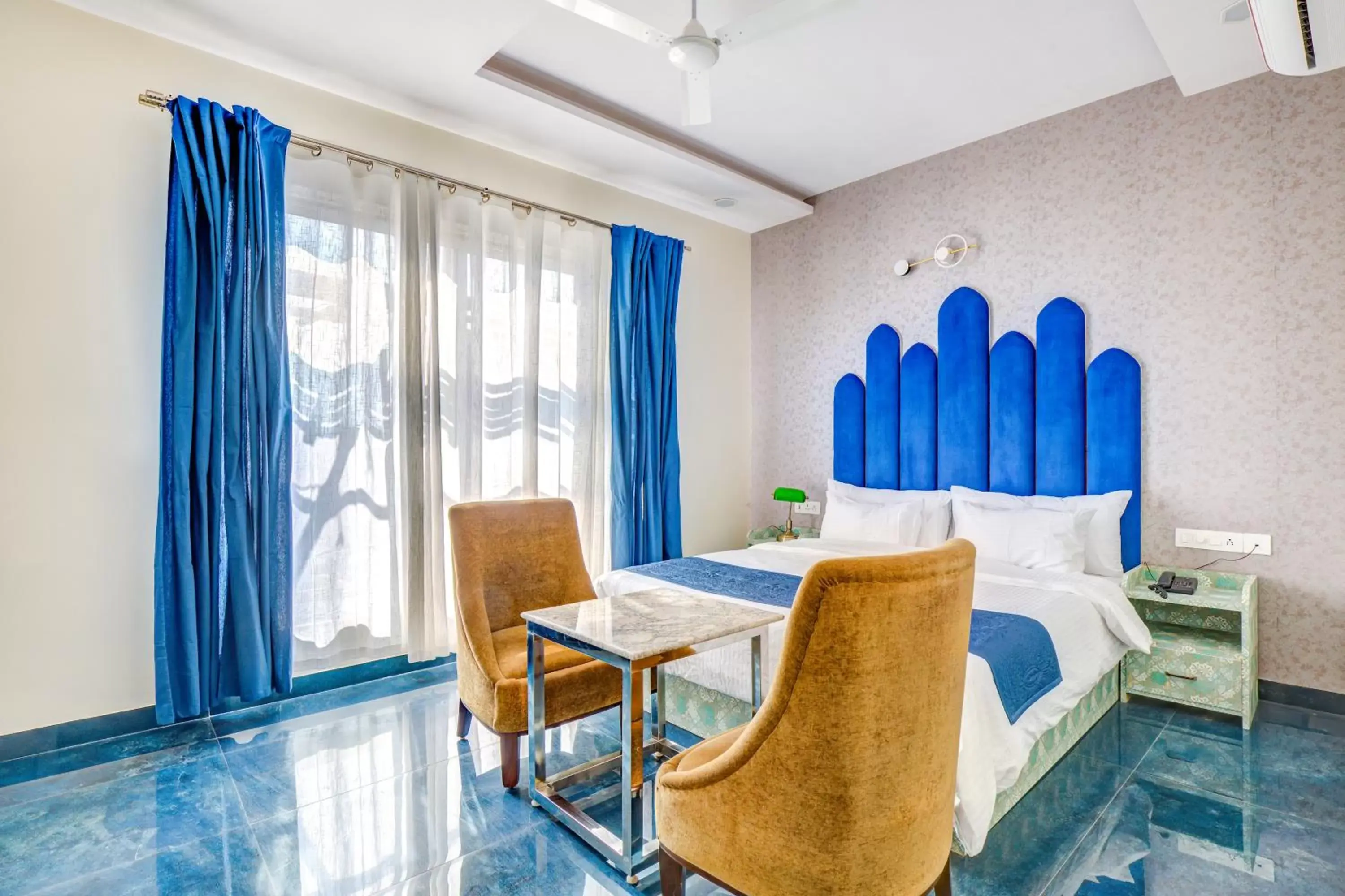 Photo of the whole room in FabHotel The White Moon Photo of the whole room in FabHotel The White Moon