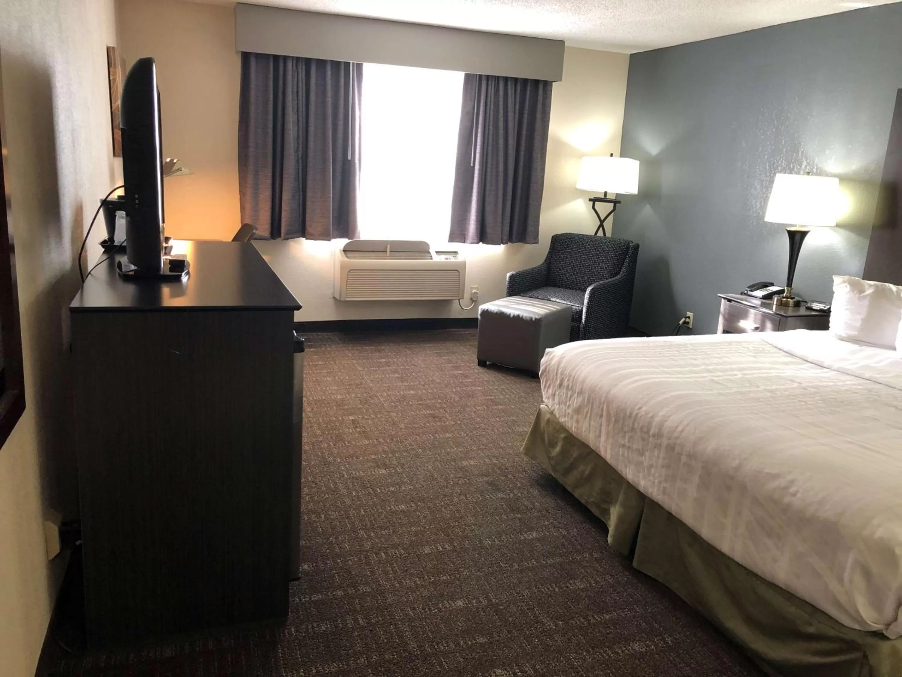 King Room - Non-Smoking in Best Western Chester Hotel