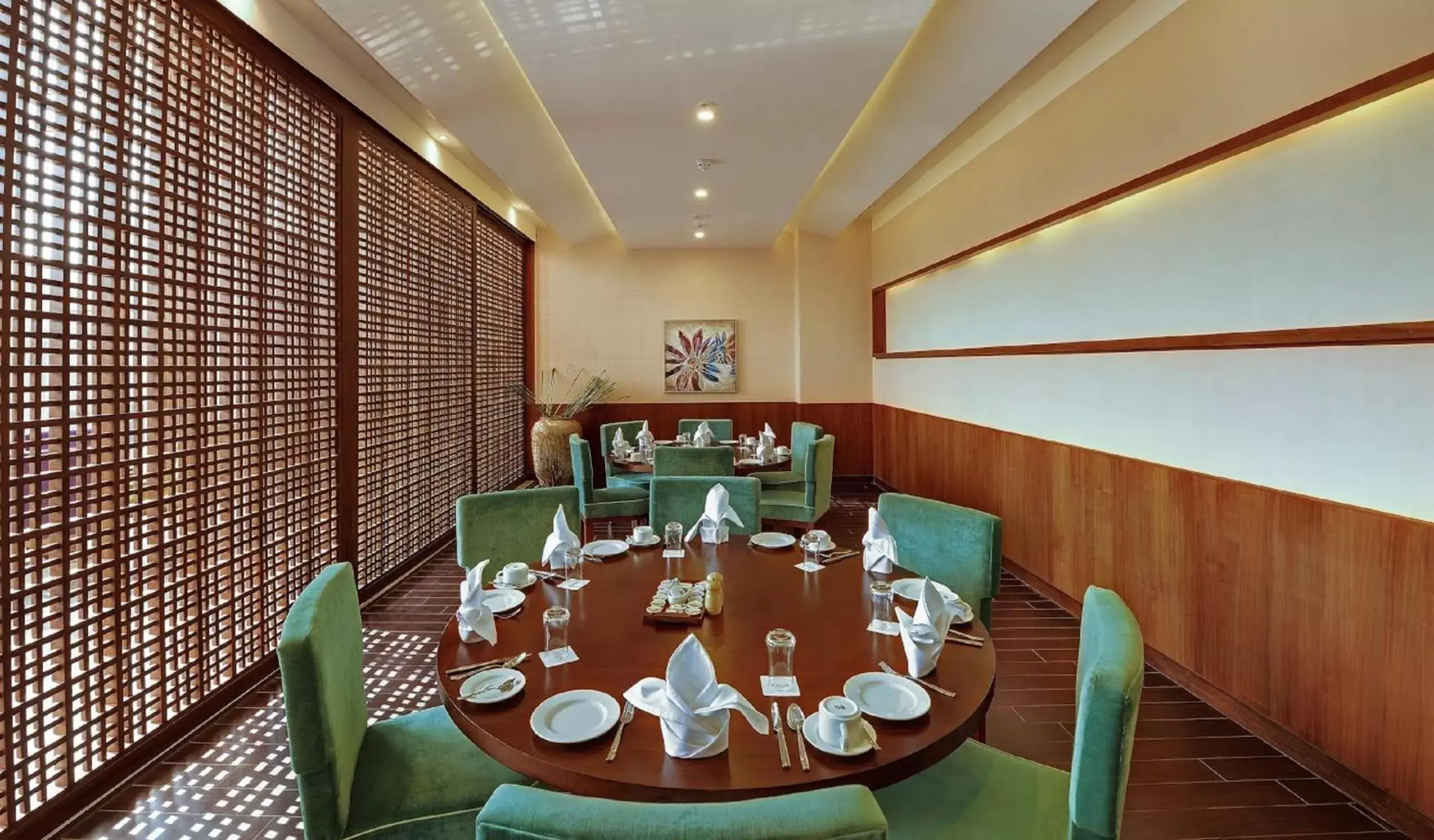 Restaurant/places to eat in Sayaji Kolhapur Restaurant/places to eat in Sayaji Kolhapur