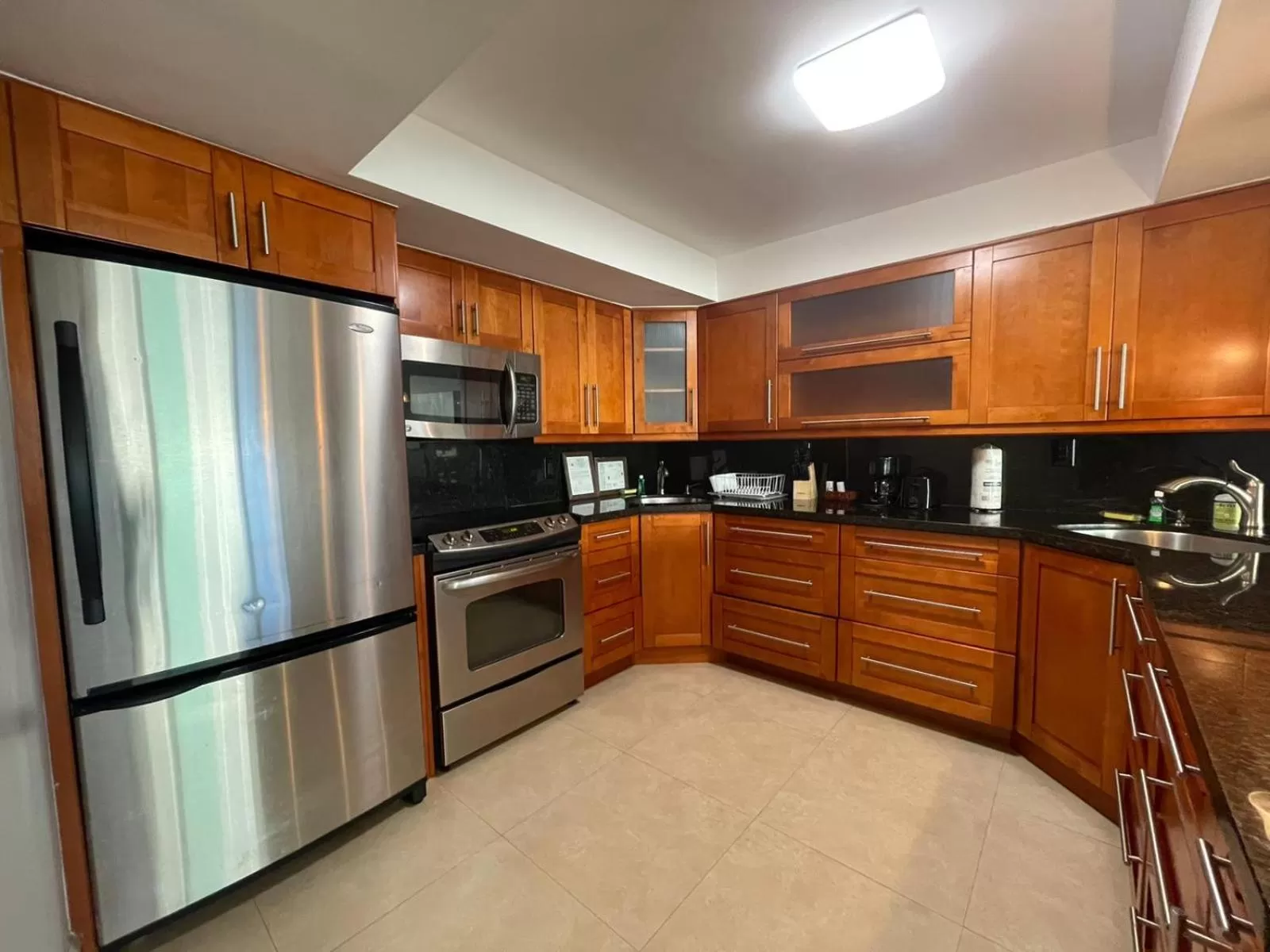 Kitchen or kitchenette, Kitchen/Kitchenette in The Alexander Beach Residences