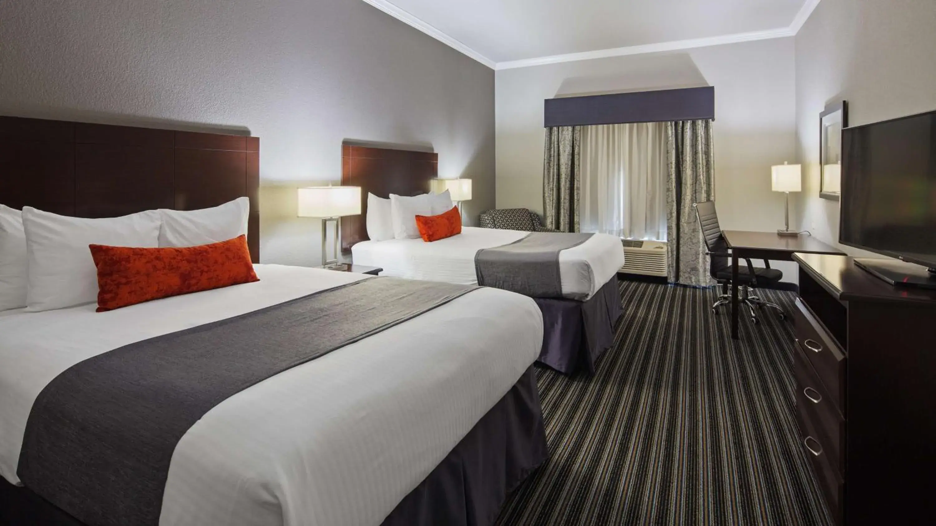 Queen Room with Two Queen Beds - Non-Smoking in Best Western PLUS Austin Airport Inn & Suites