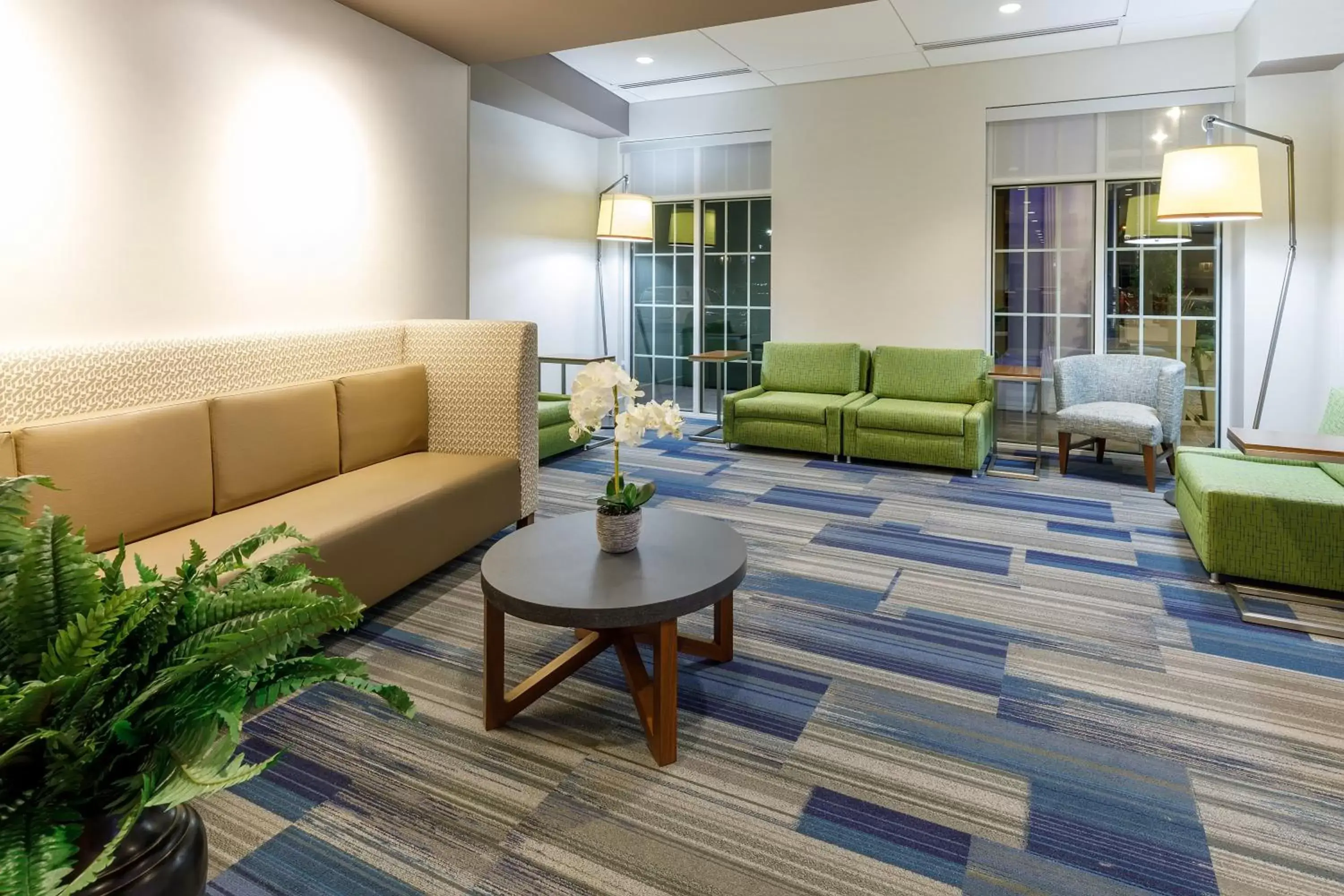 Property building, Seating Area in Holiday Inn Express & Suites - Sturbridge, an IHG Hotel