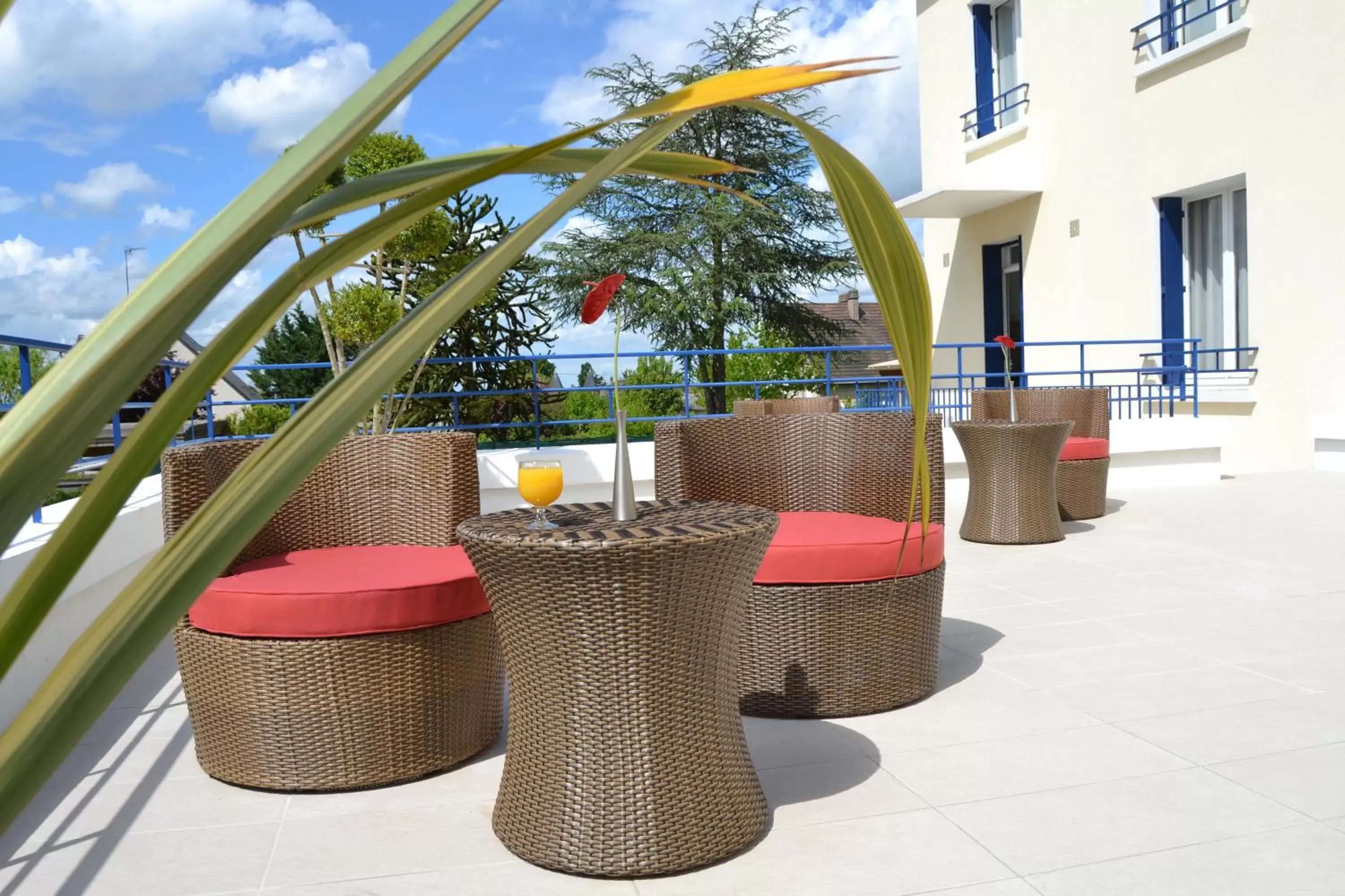 Balcony/Terrace in Best Western Le Vinci Loire Valley